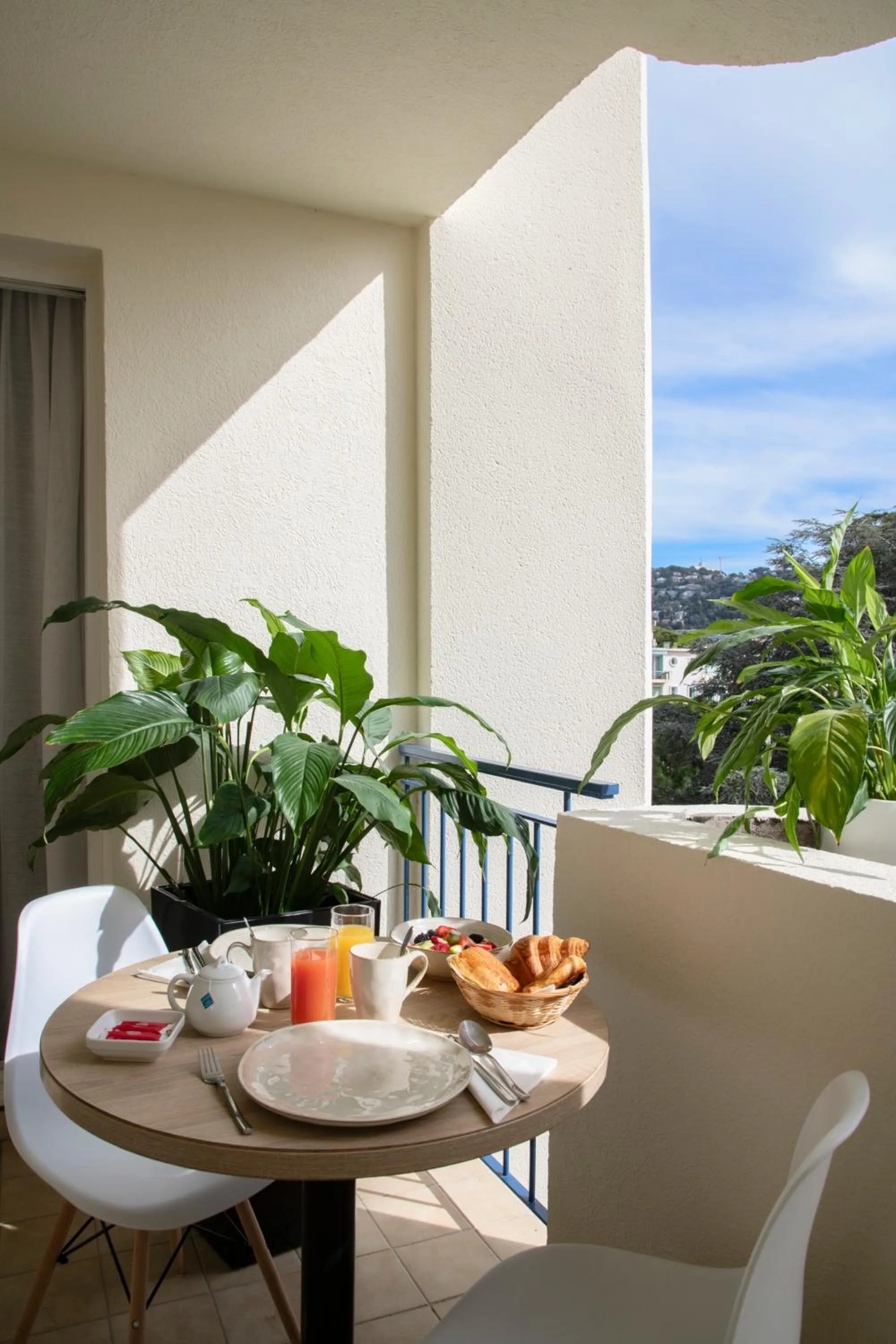 Breakfast in Hotel Amarante Cannes