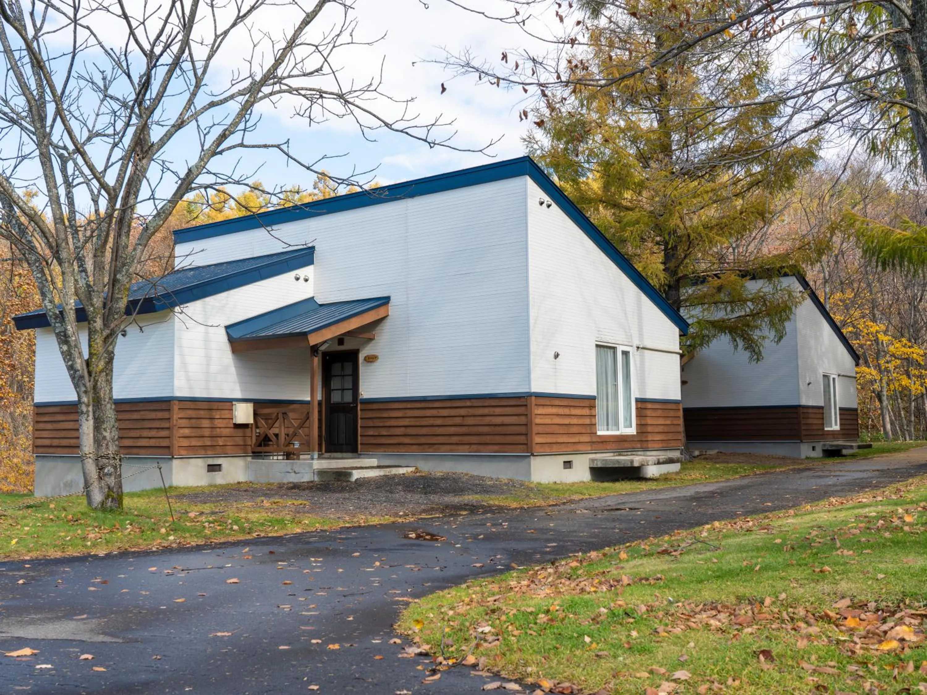 Facade/entrance in Aguri Kobo Mabu