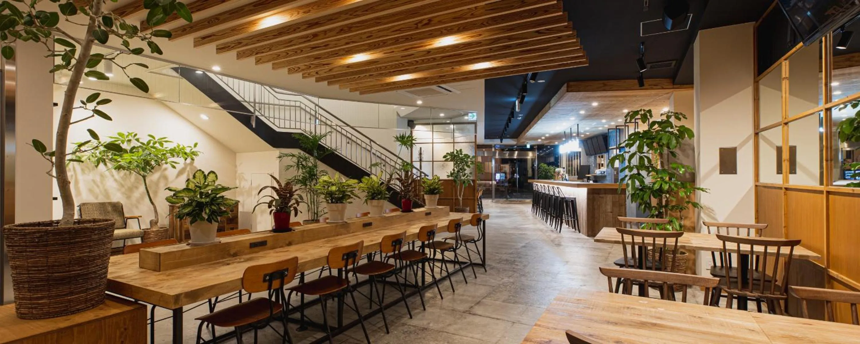 Lounge or bar in Mash Cafe & Bed NAGANO