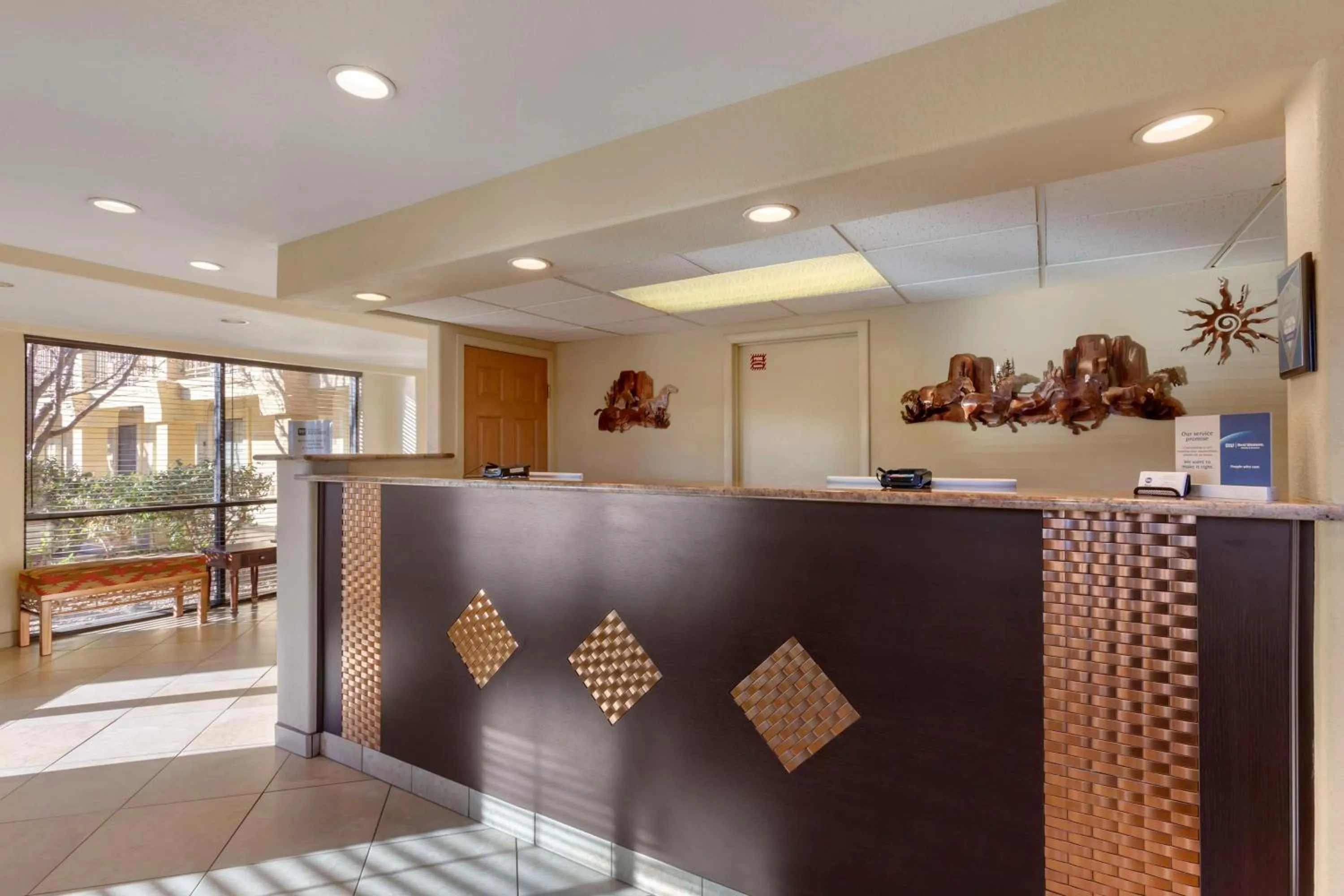 Lobby or reception in Best Western Desert Inn