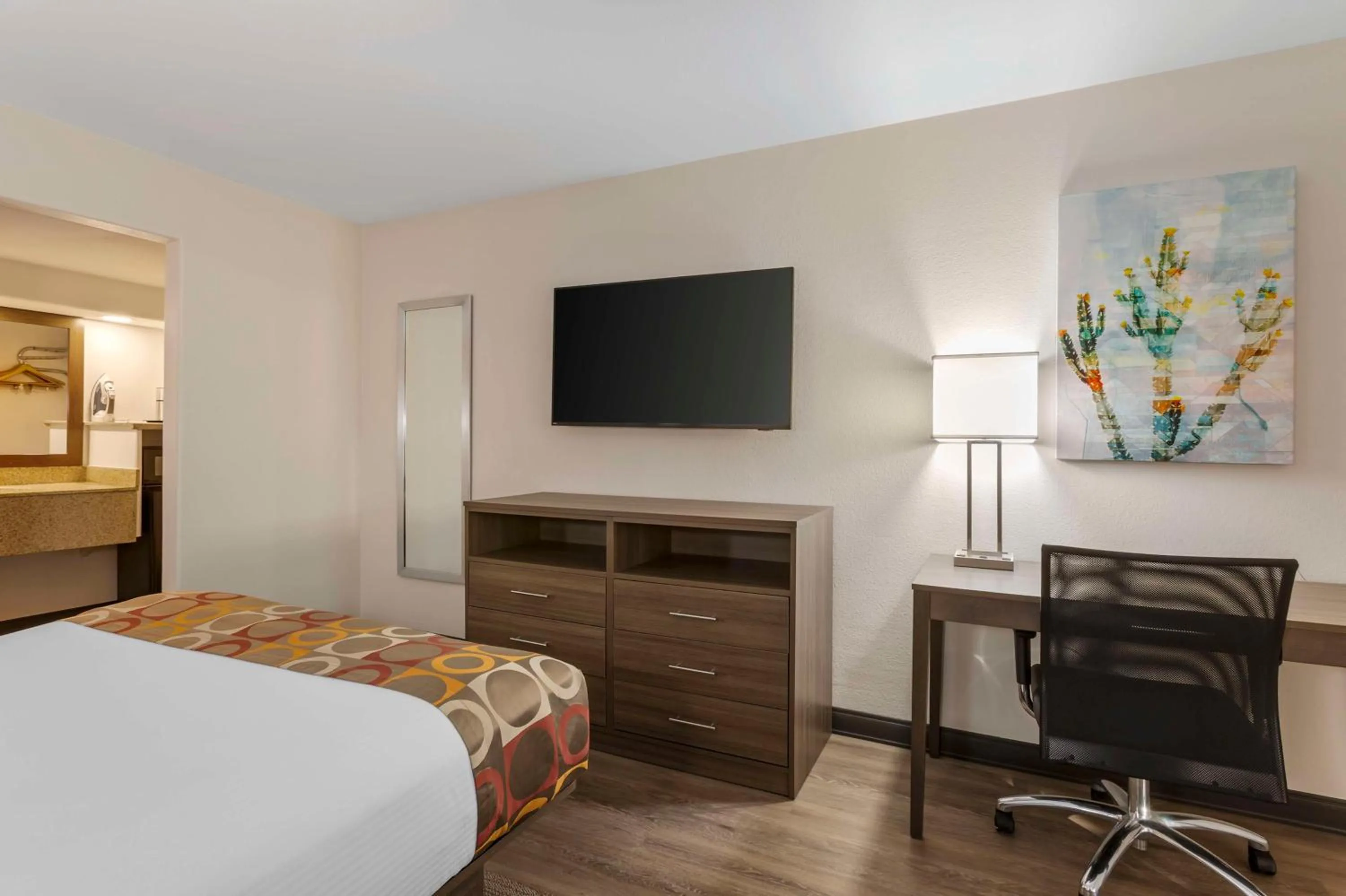 Bedroom, Bed in Best Western Desert Inn