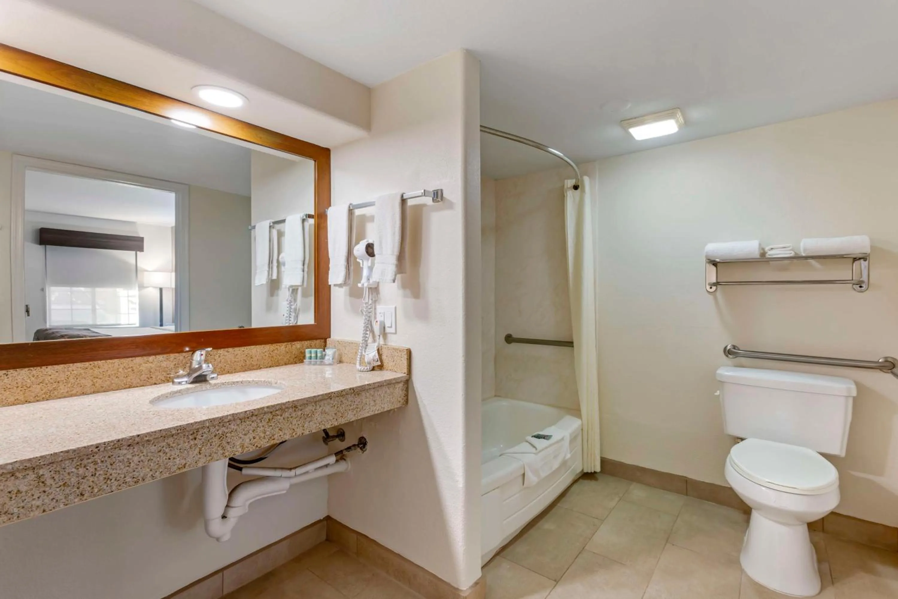 Bathroom in Best Western Desert Inn