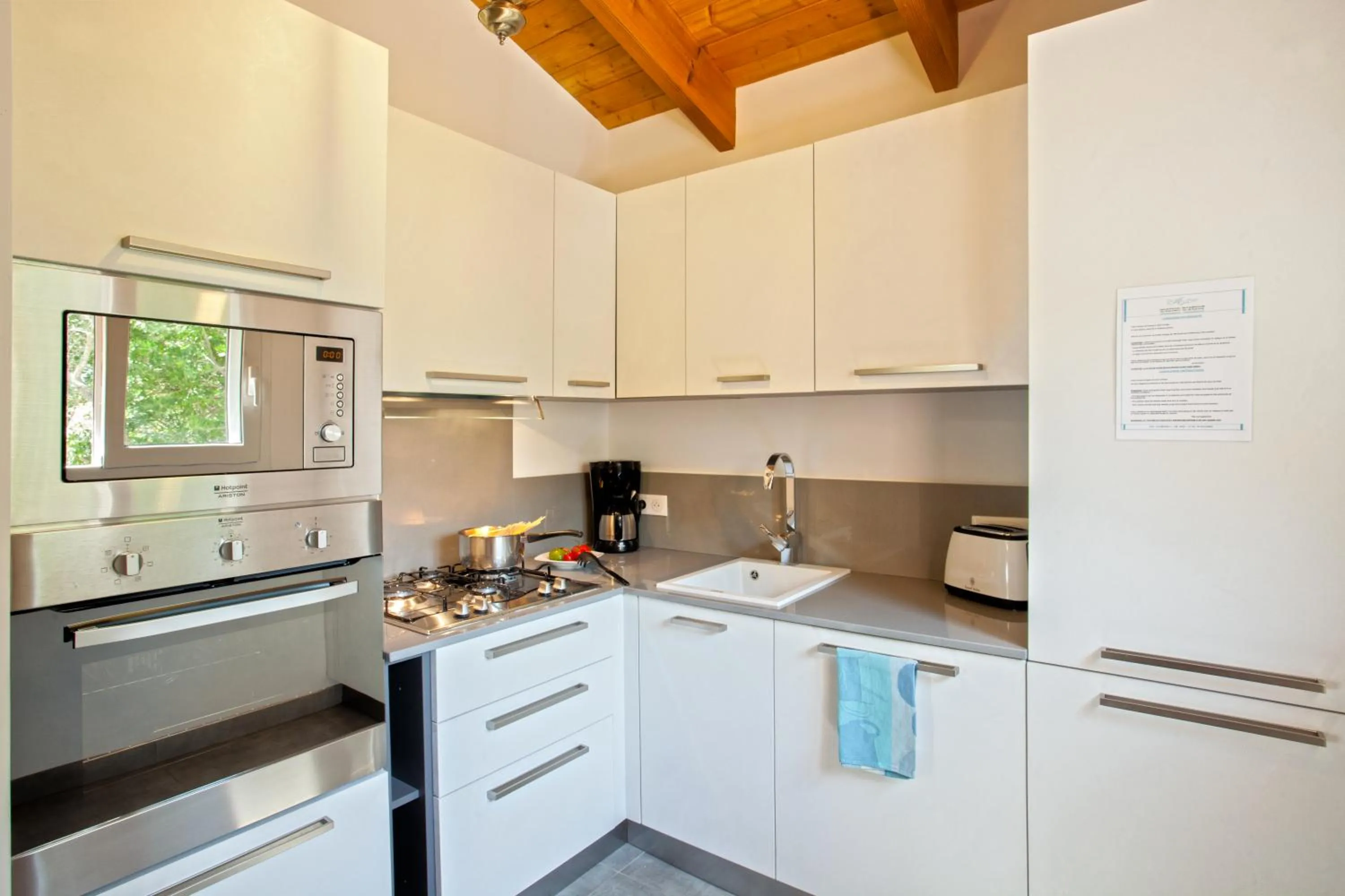 Kitchen or kitchenette in Résidence Arco Plage