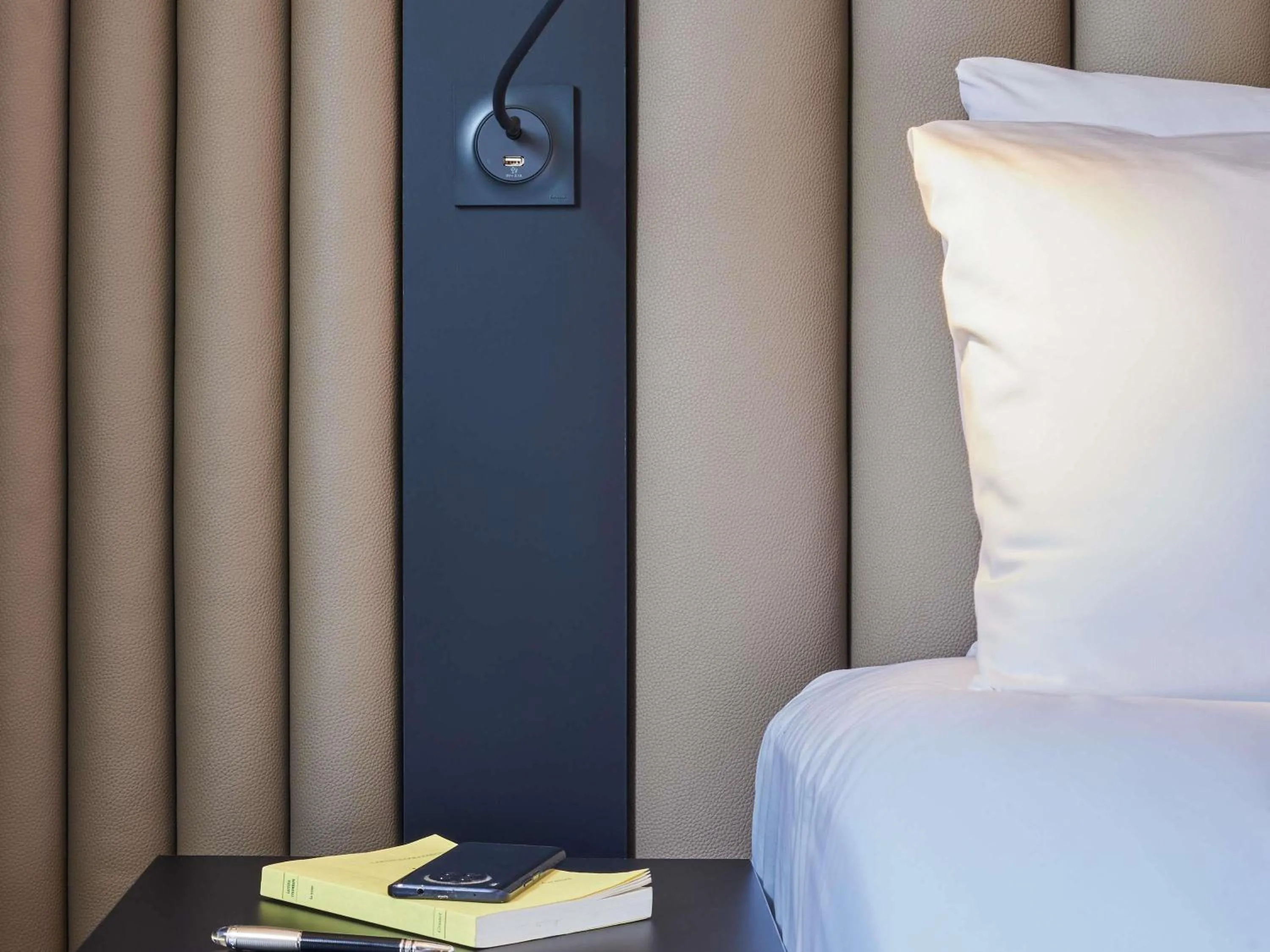 Bedroom, Bed in Mercure Paris Nanterre