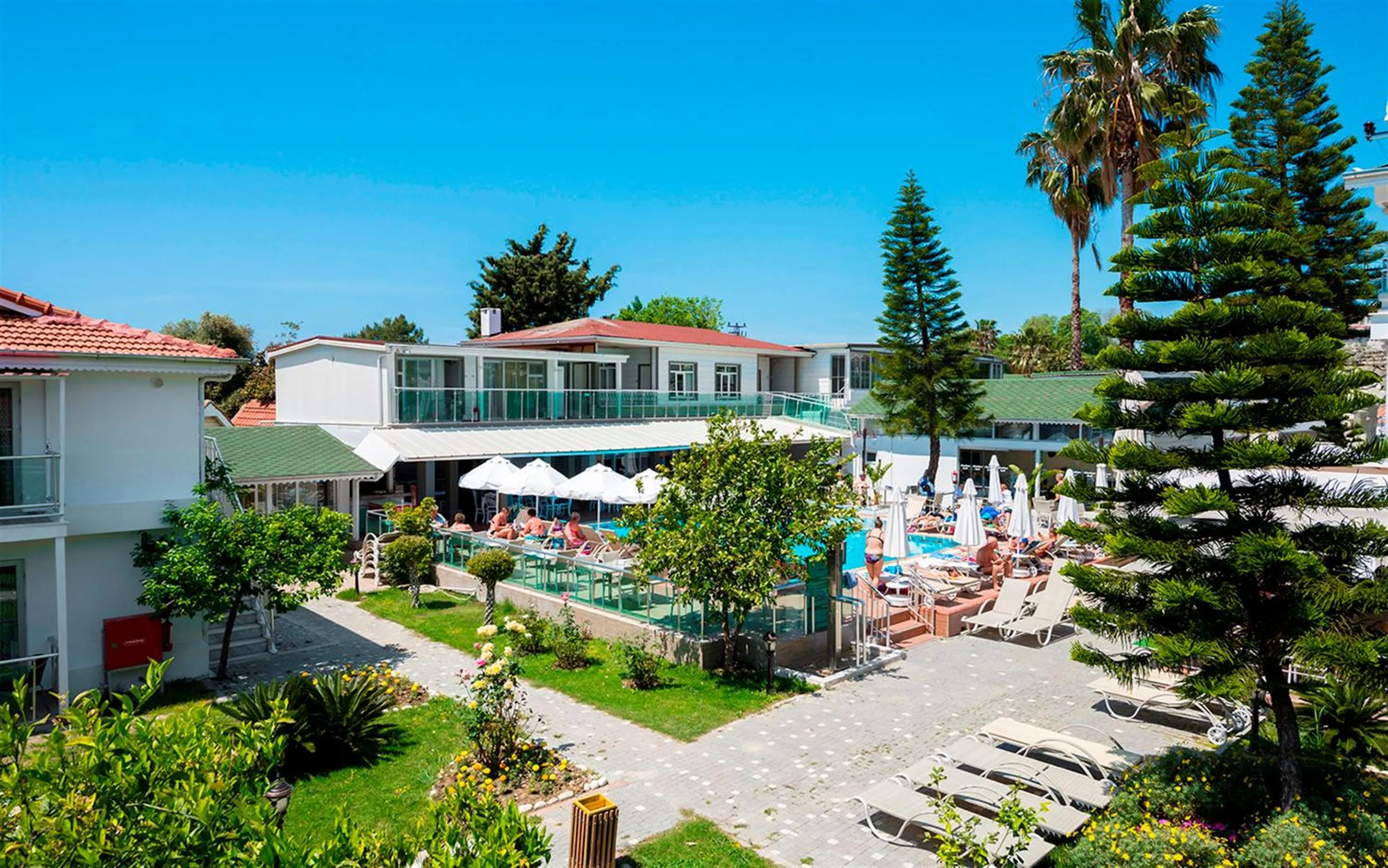 Property building in Clover Magic Altınkum Park Hotel