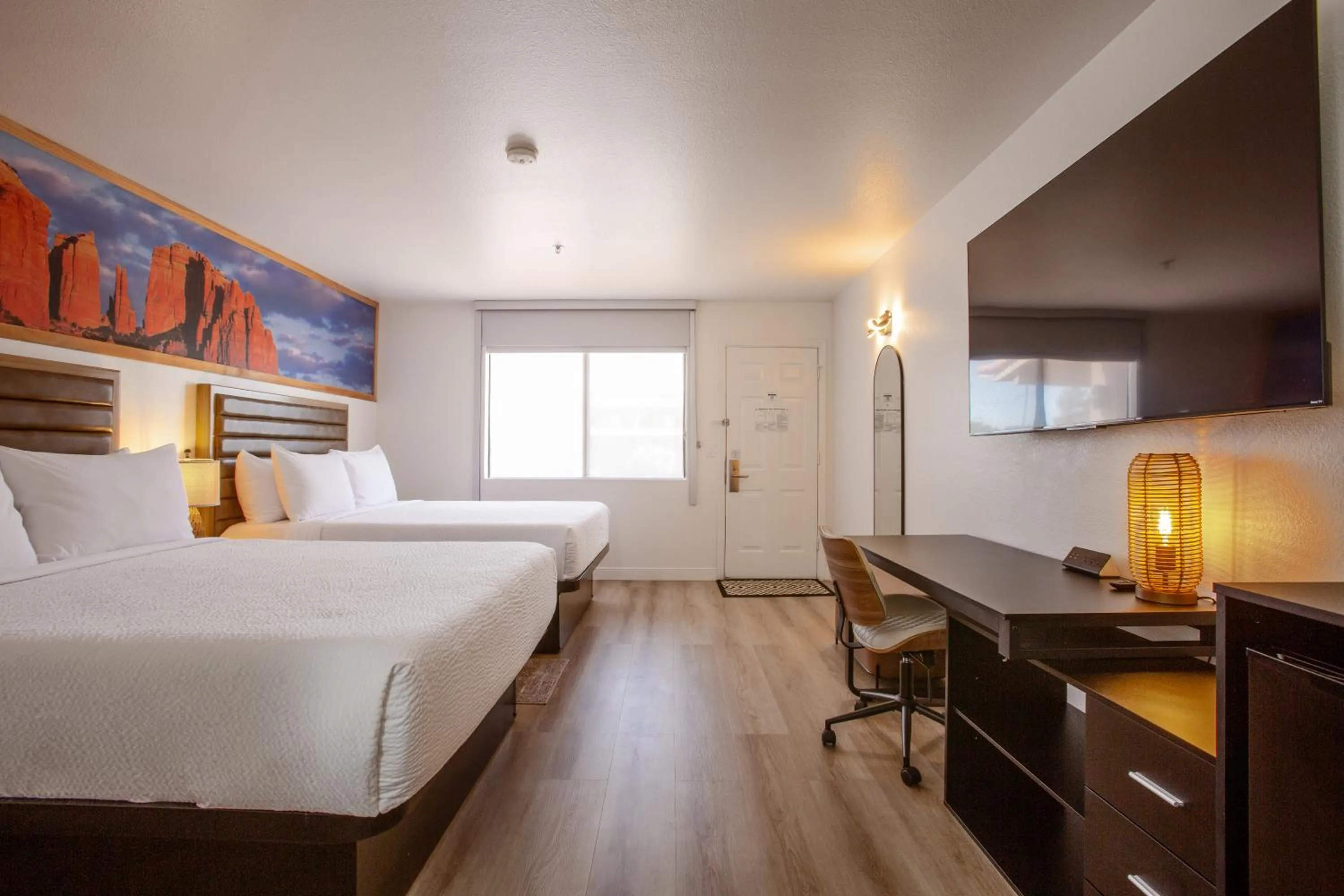 Bed in GreenTree Inn Sedona