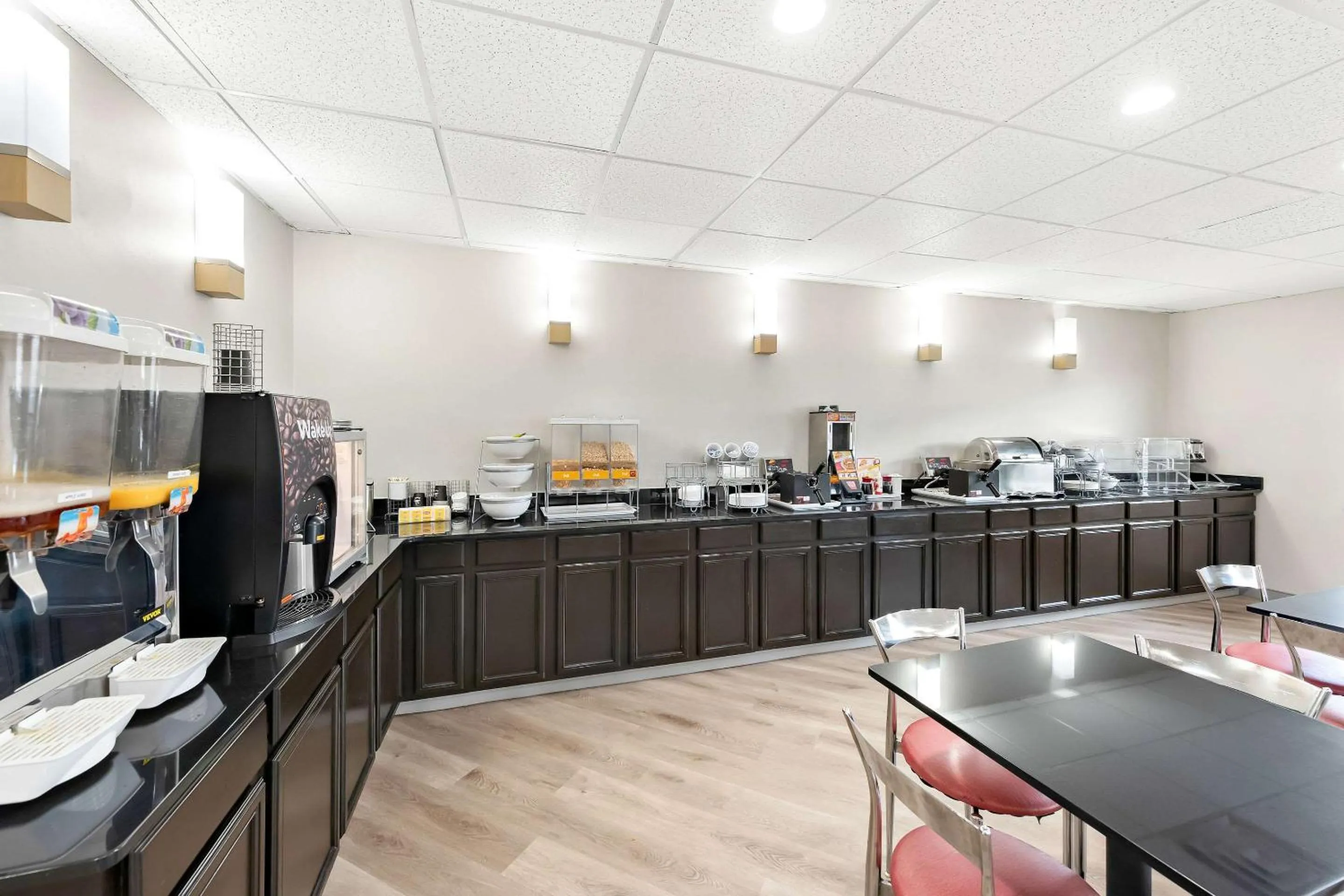 Breakfast in Comfort Suites Columbus