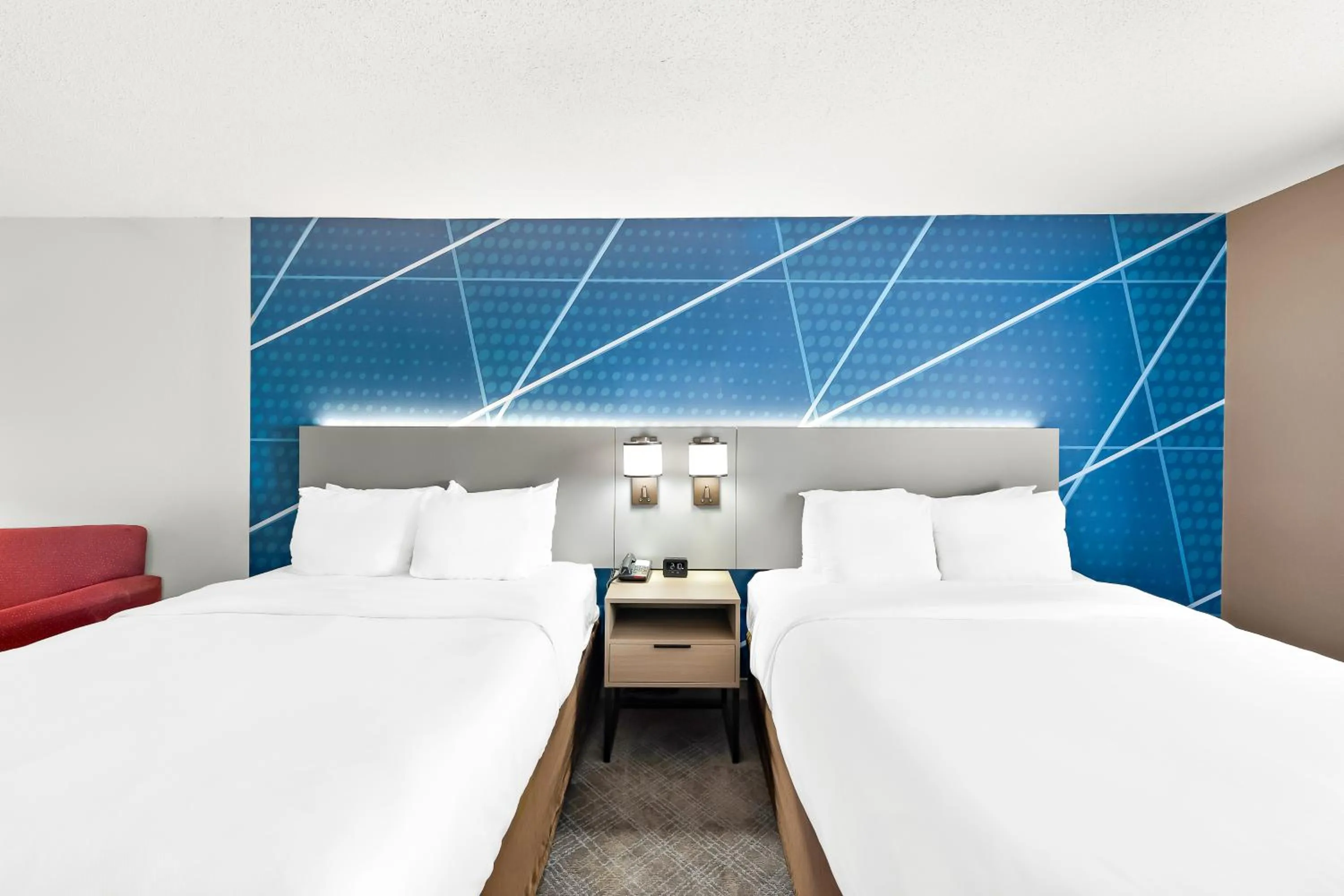 Bed in Comfort Suites Columbus