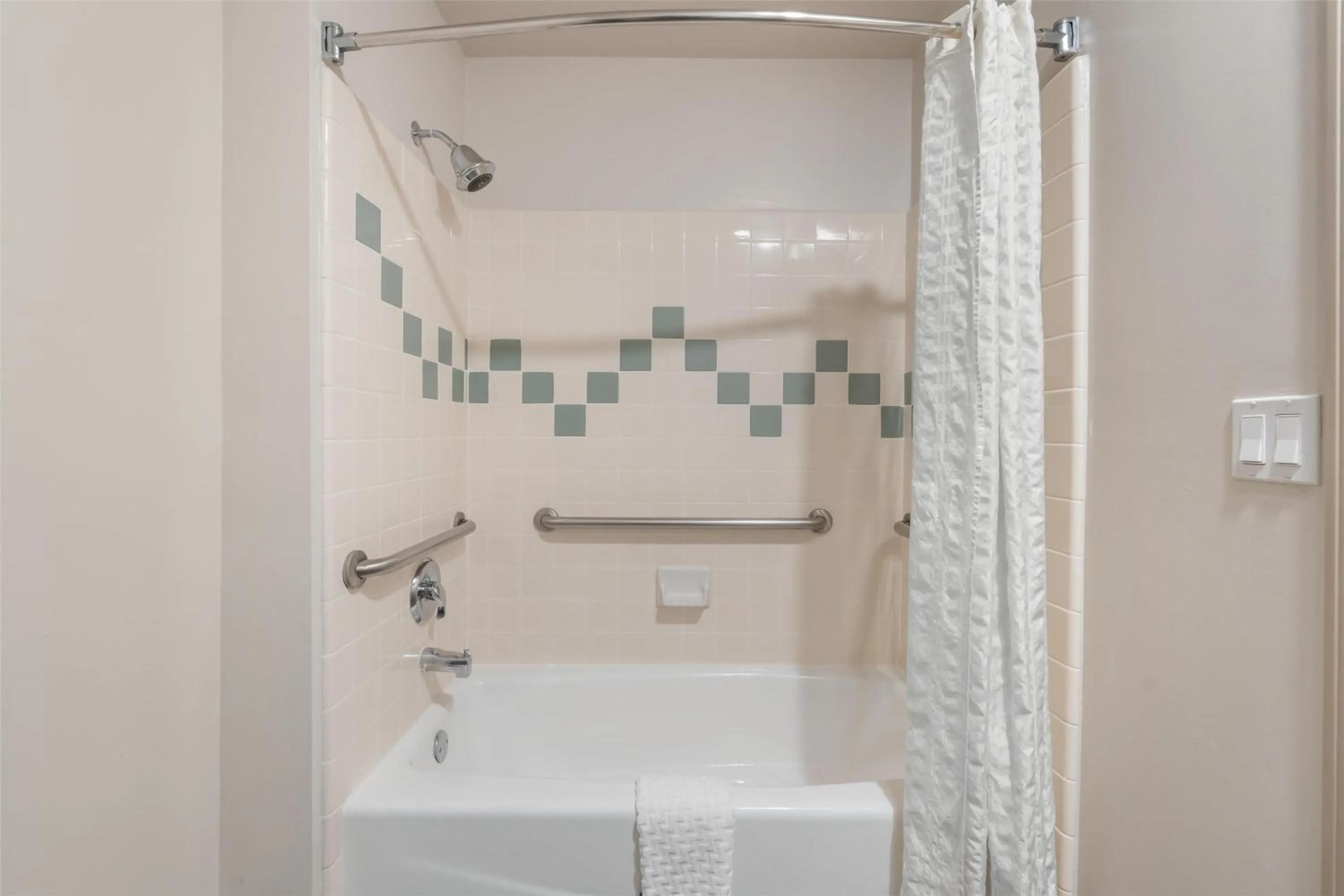 Bathroom in Best Western Plus John Jay Inn & Suites