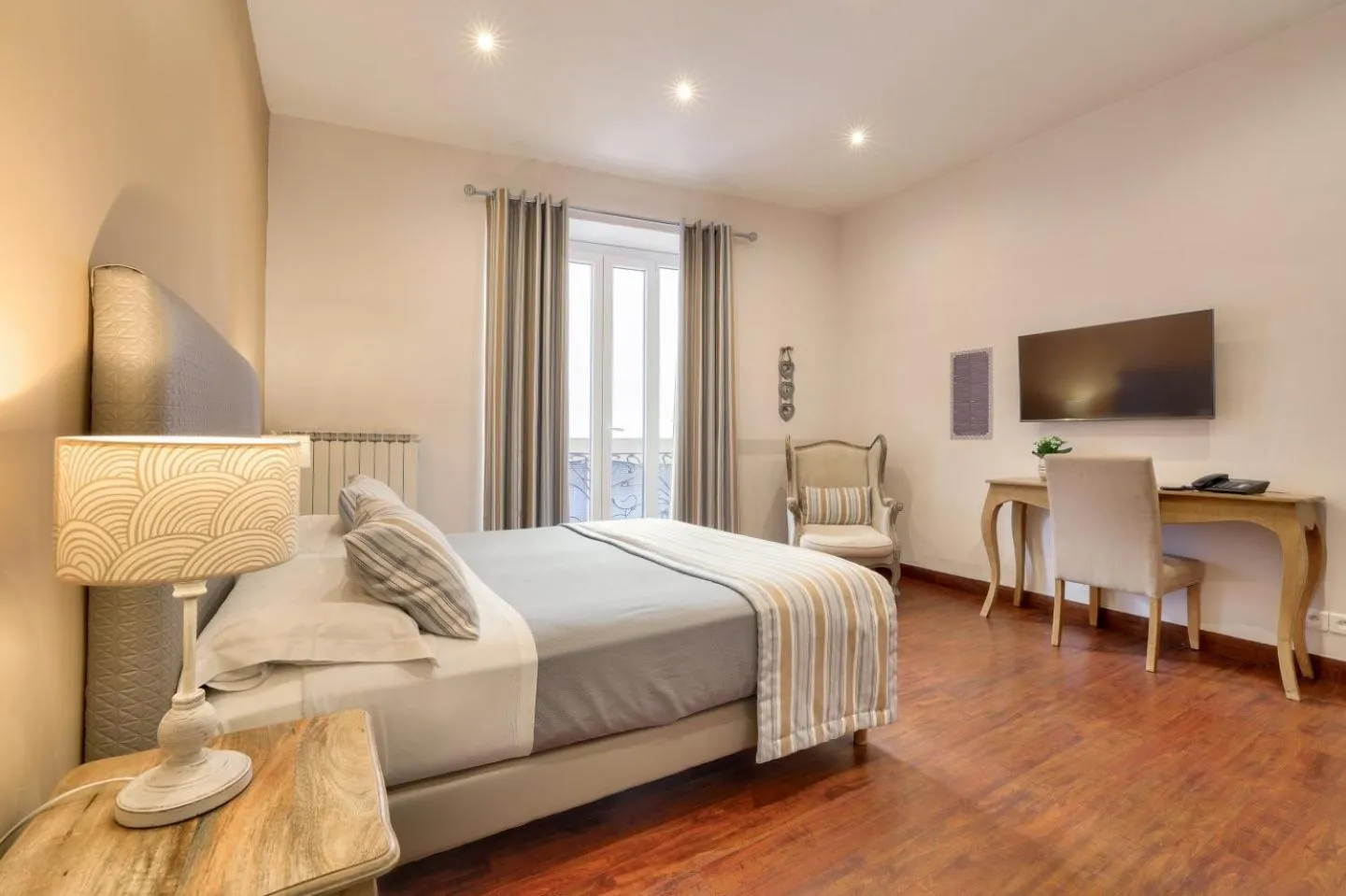 Photo of the whole room, Bed in Hotel Lepante