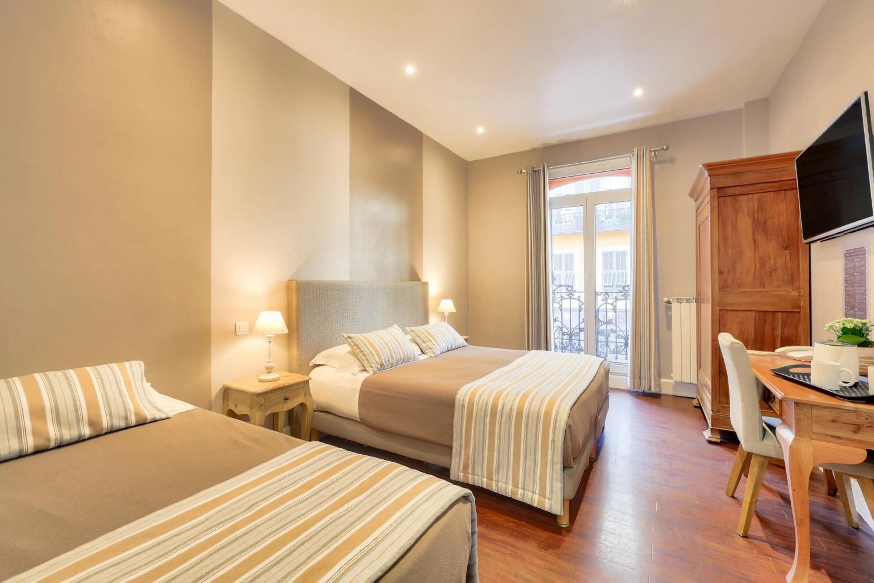 Photo of the whole room, Bed in Hotel Lepante