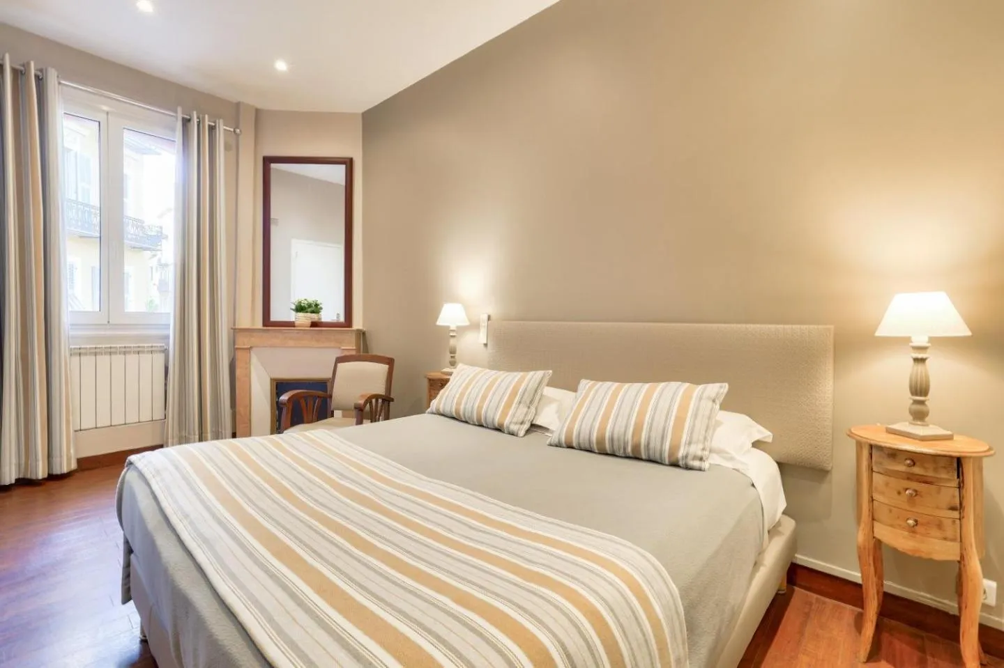 Photo of the whole room, Bed in Hotel Lepante