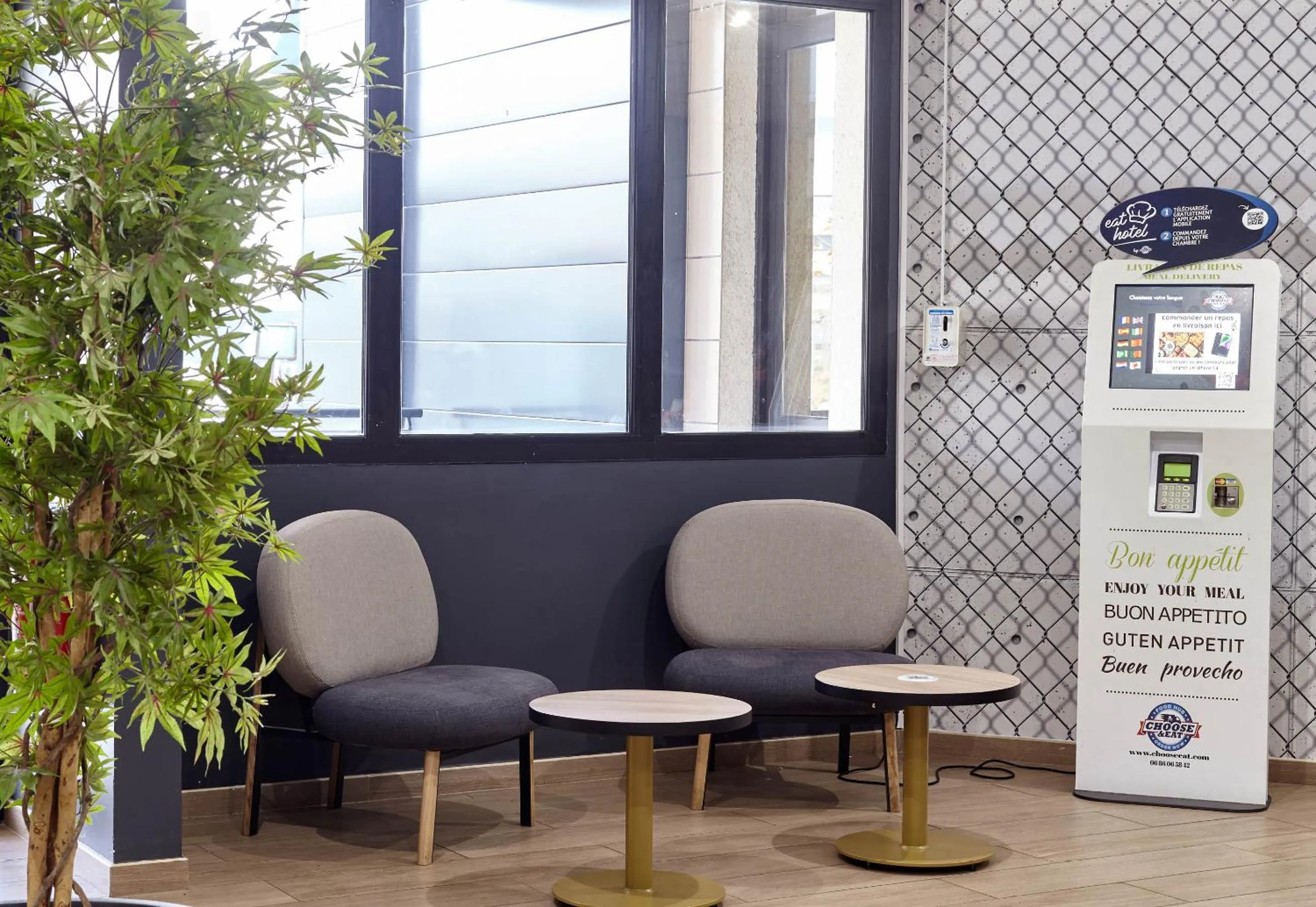 Seating area in B&B HOTEL Paris Rosny-sous-Bois