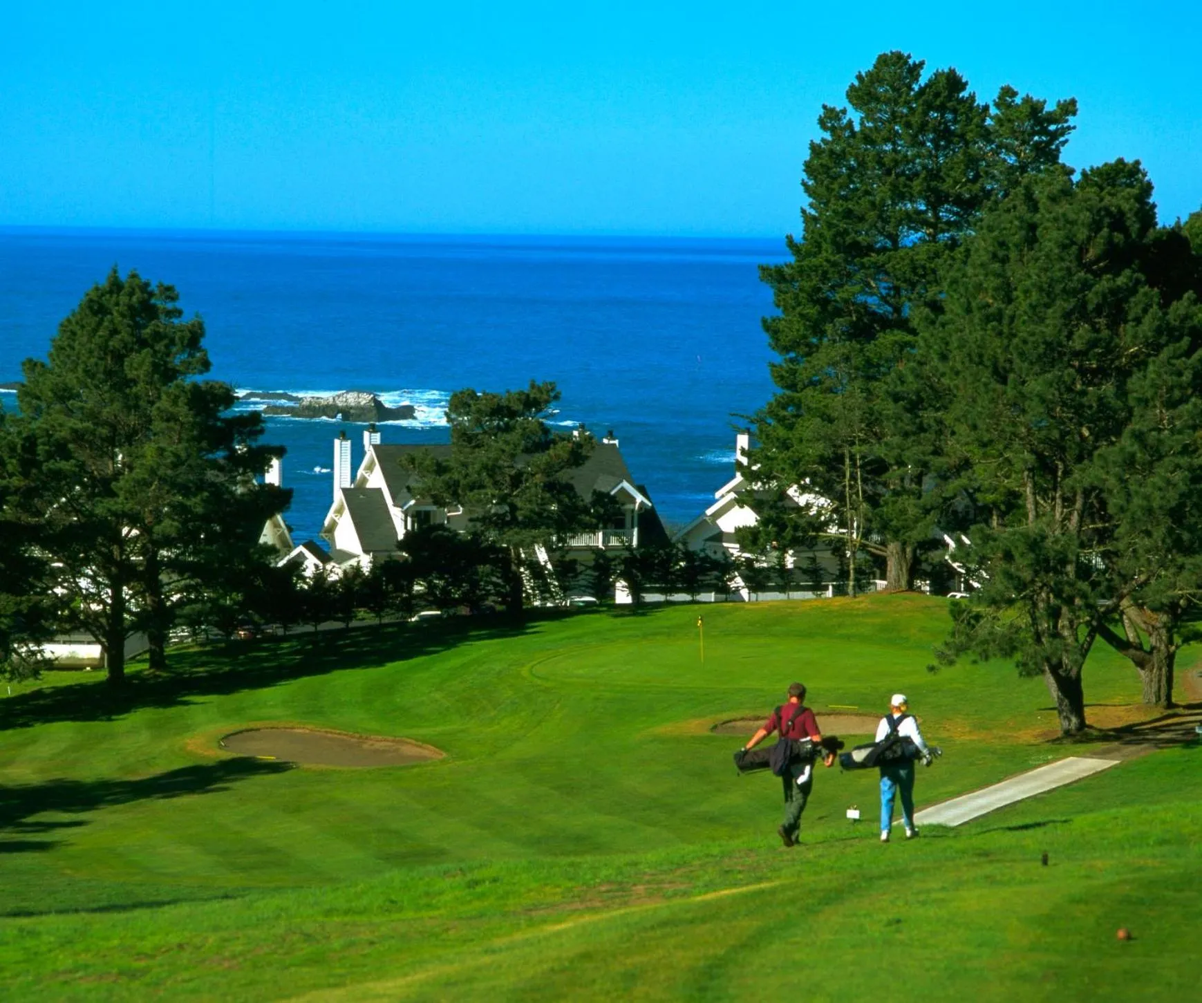 Golfcourse in Little River Inn