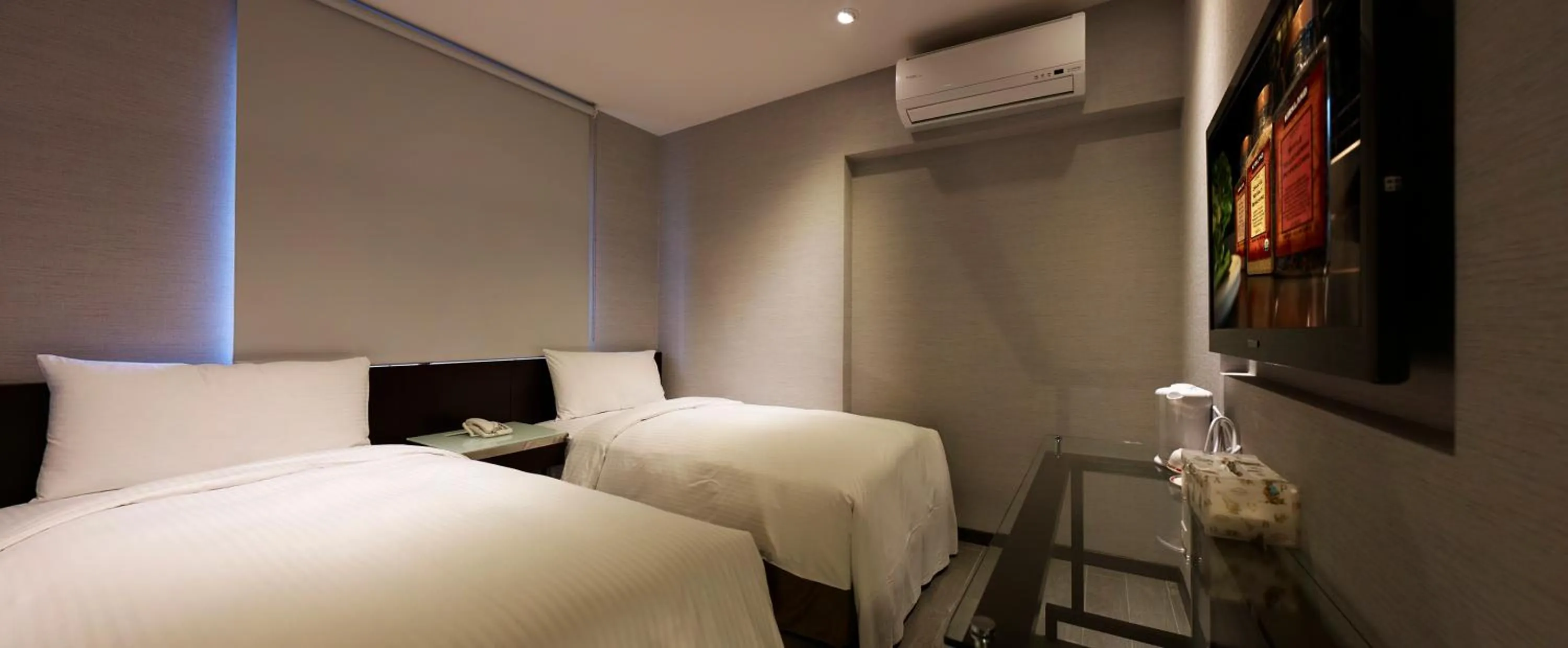 Bed in Shihlin 13House