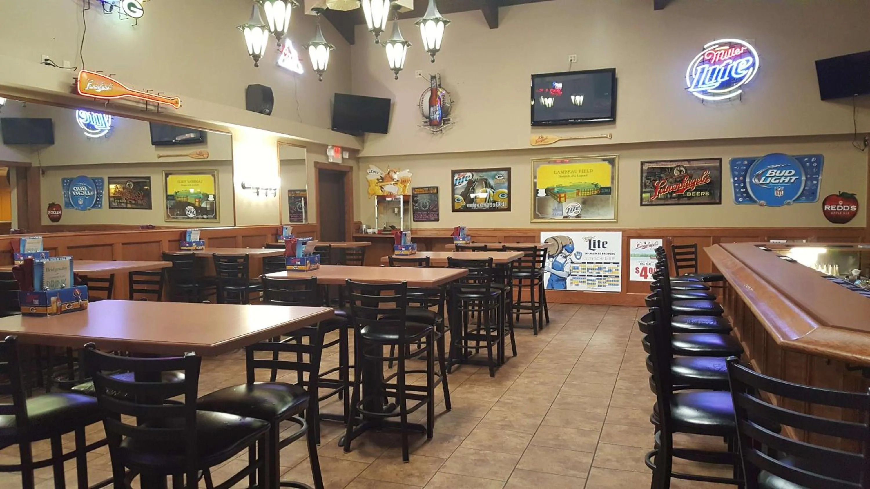 Restaurant/places to eat in Americas Best Value Inn Chippewa Falls