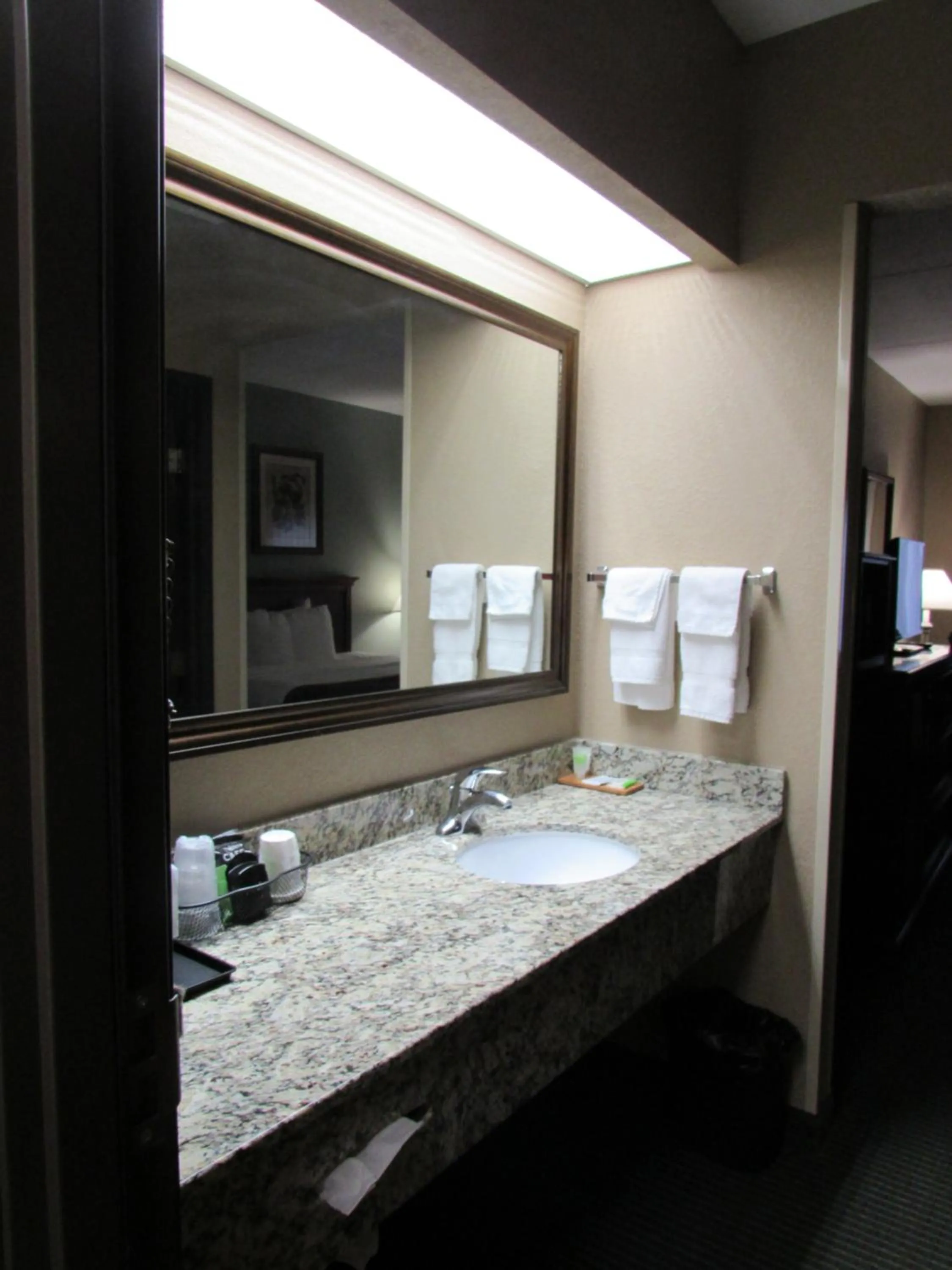 Bathroom in Bay Mountain Inn Cherokee Smoky Mountains
