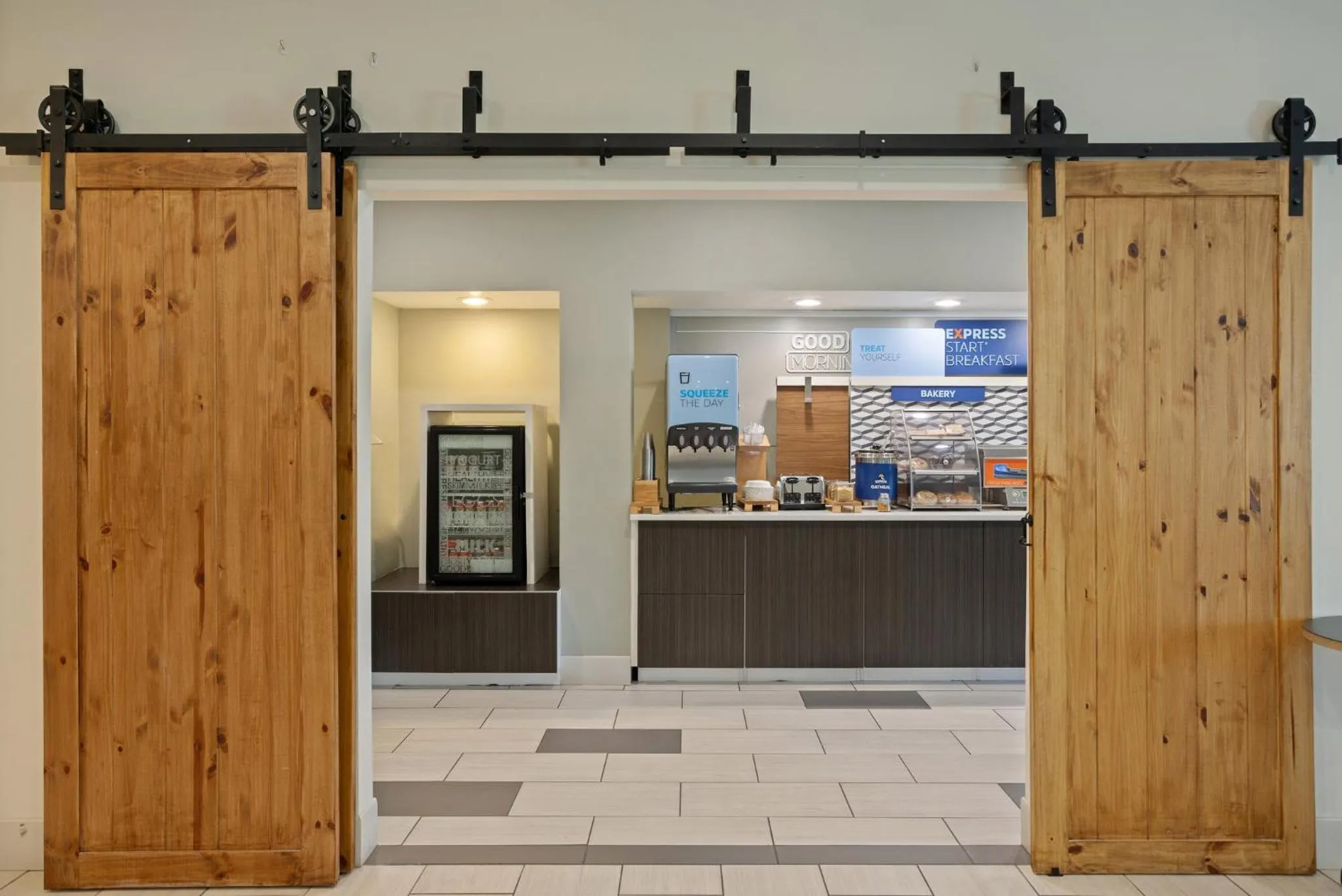 Breakfast in Holiday Inn Express Hotel & Suites Torrington by IHG