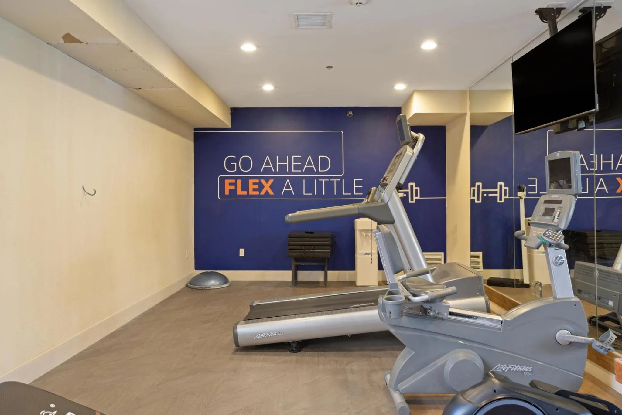Fitness centre/facilities in Holiday Inn Express Hotel & Suites Torrington by IHG