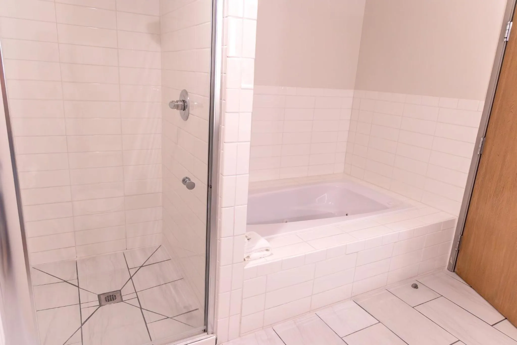 Photo of the whole room in Holiday Inn Express Hotel & Suites Torrington by IHG