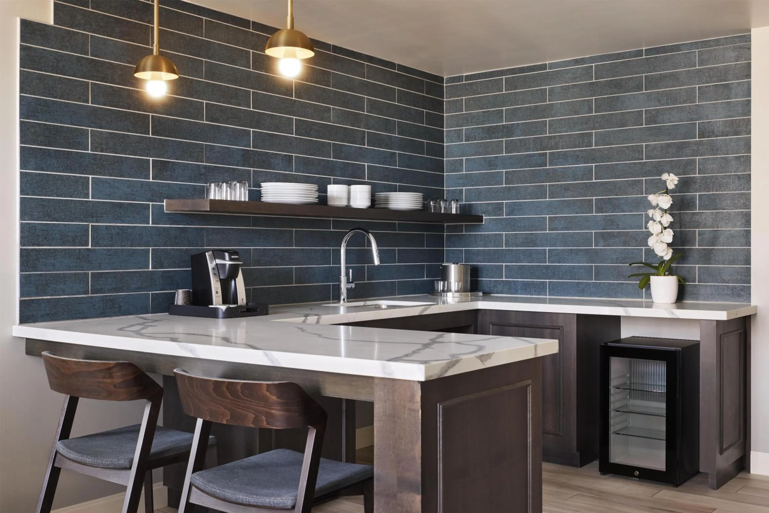 Kitchen or kitchenette in Carte Hotel San Diego Downtown, Curio Collection By Hilton