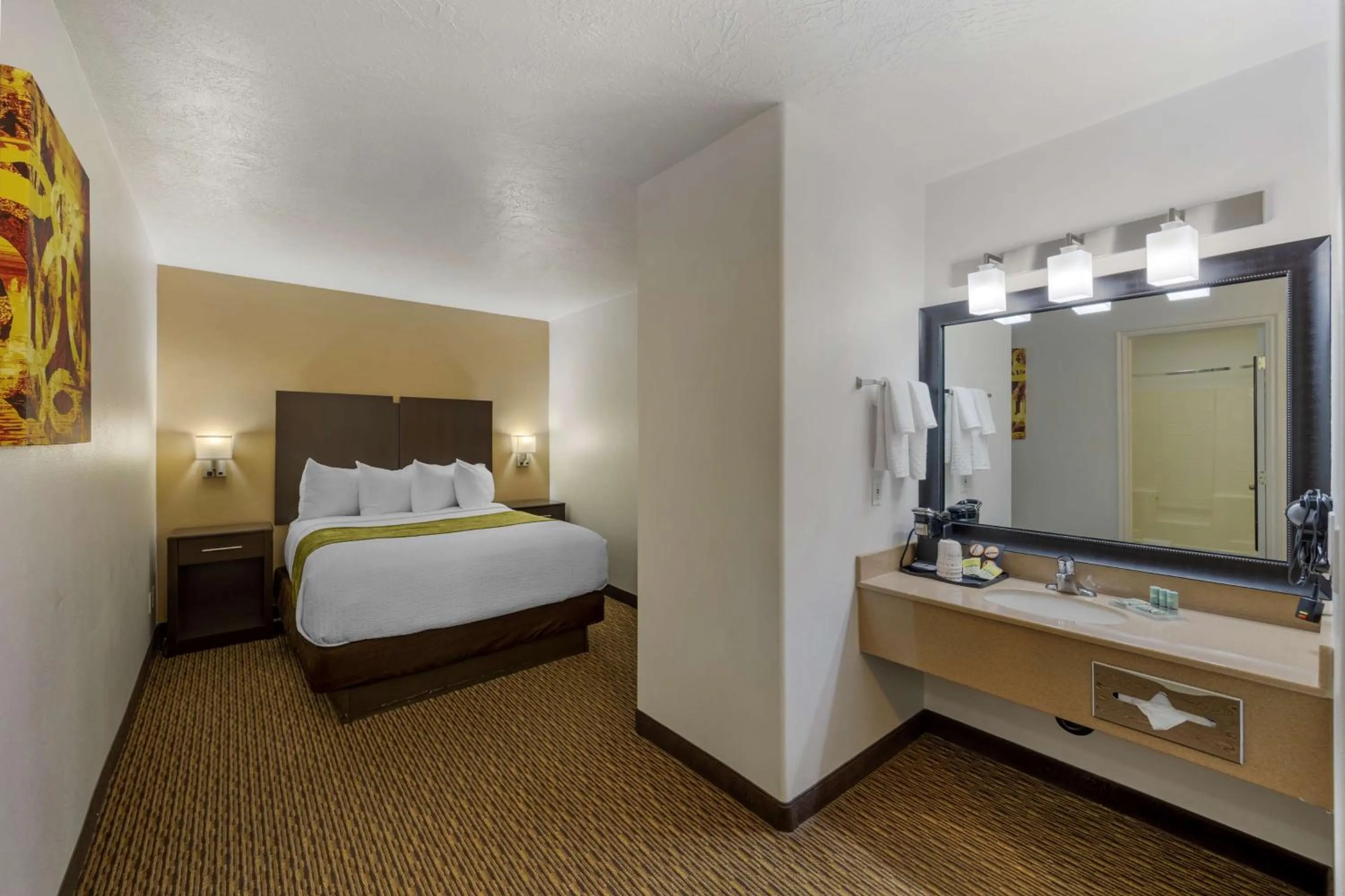 Bedroom, Bed in Best Western Mesquite Inn