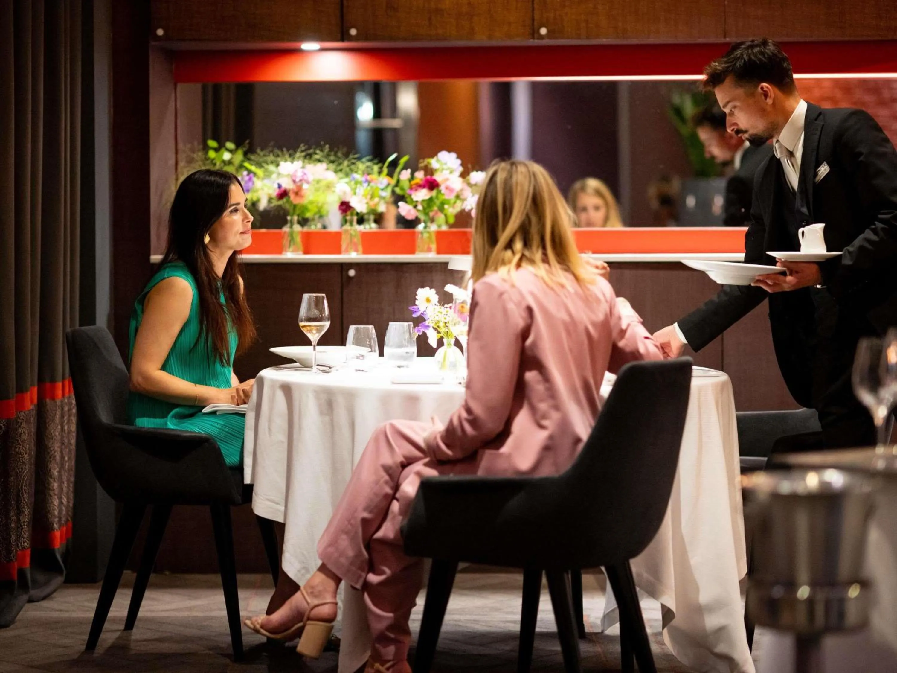 Restaurant/places to eat in Parc Beaumont Hôtel & Spa Pau - MGallery Collection