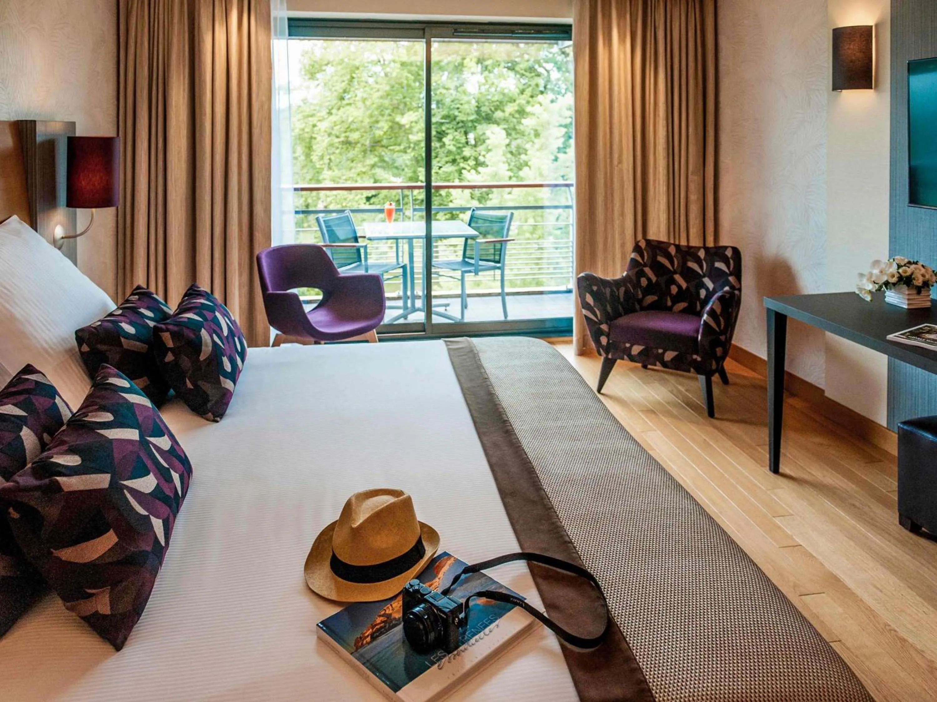 Bedroom in Parc Beaumont Hôtel & Spa Pau - MGallery Collection