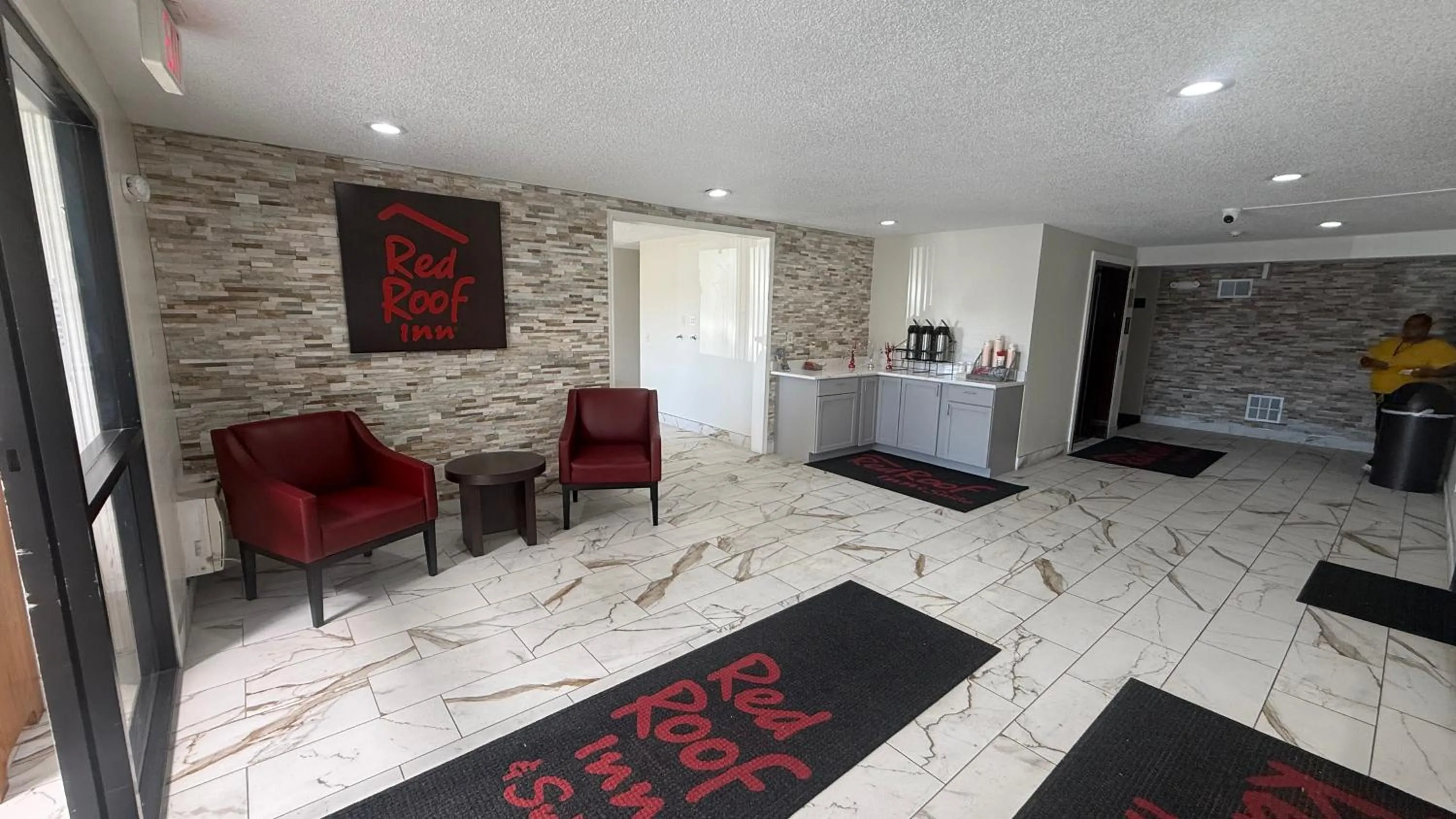 Lobby or reception in Red Roof Inn & Suites Hammond, IN