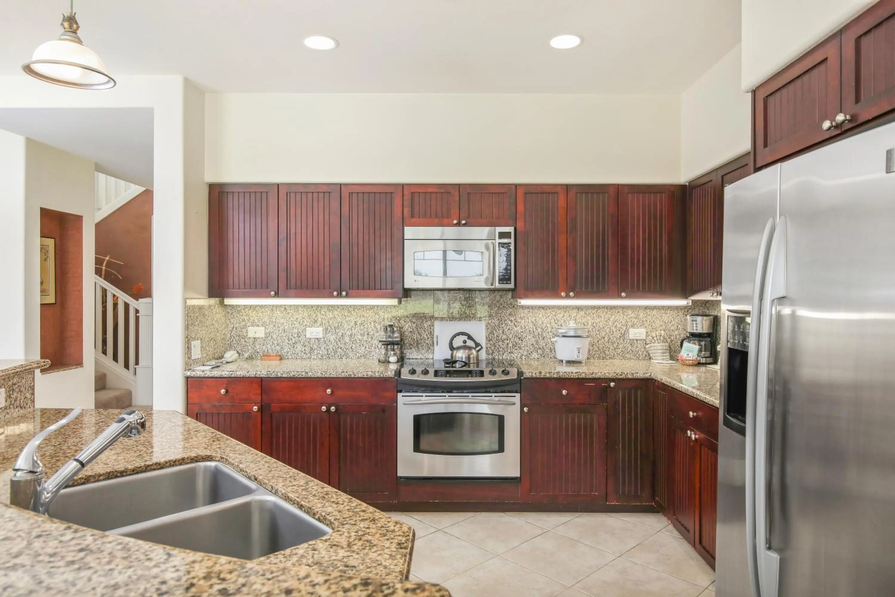 Kitchen or kitchenette in Fairway Villas Waikoloa by OUTRIGGER