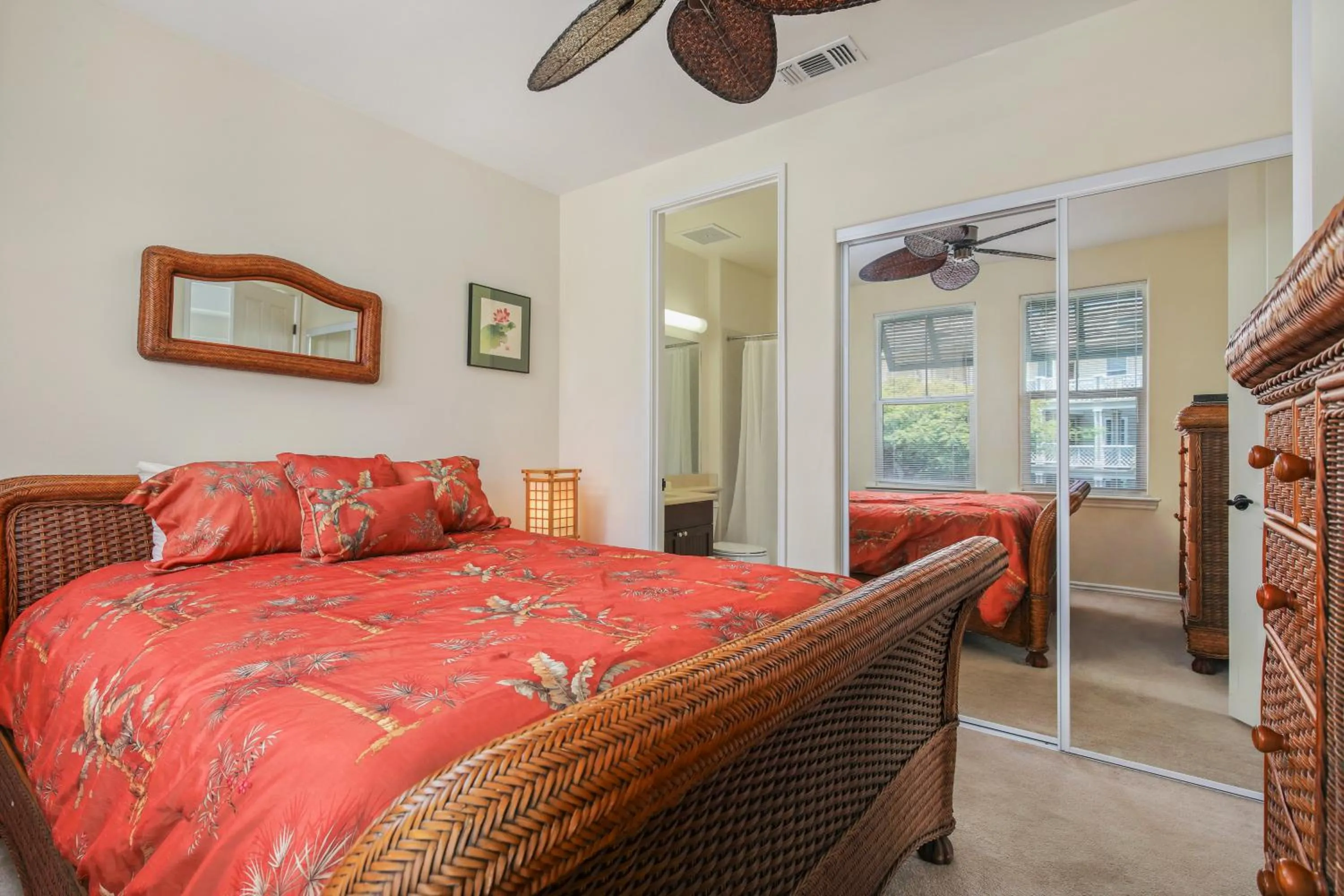 Bedroom, Bed in Fairway Villas Waikoloa by OUTRIGGER
