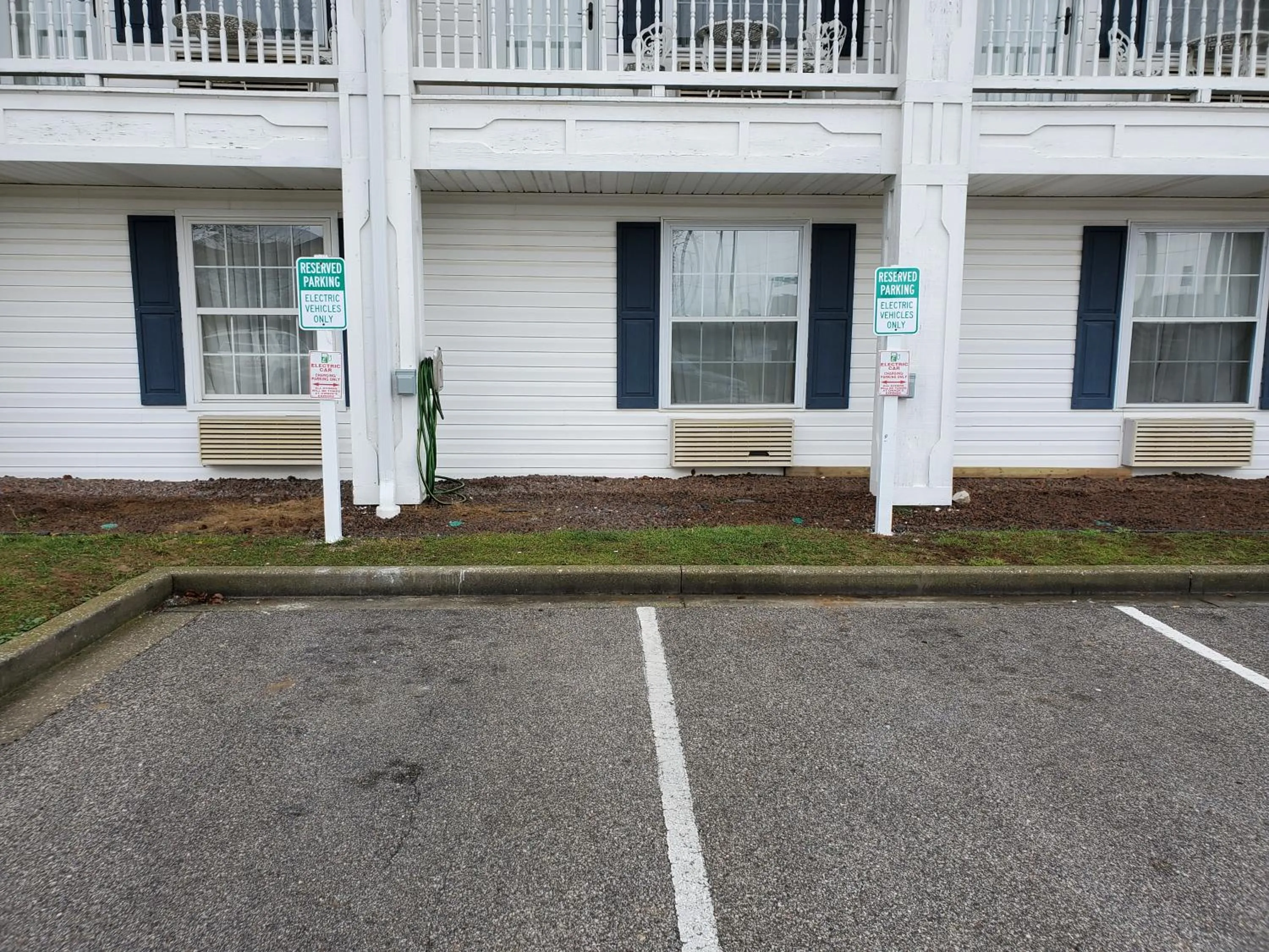 Property building in Baymont by Wyndham Washington