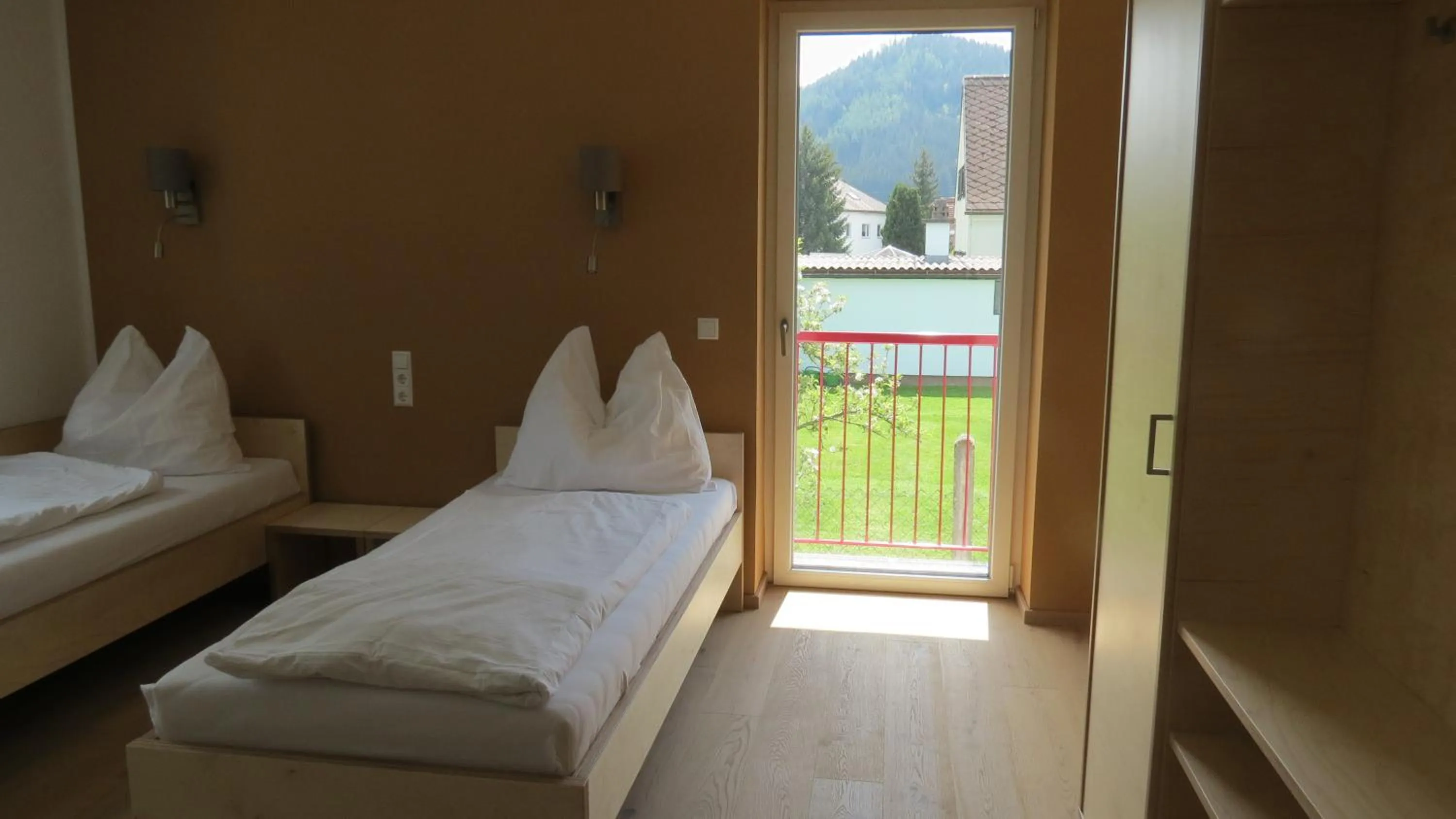 Bed in Gästehaus Eisenstrasse