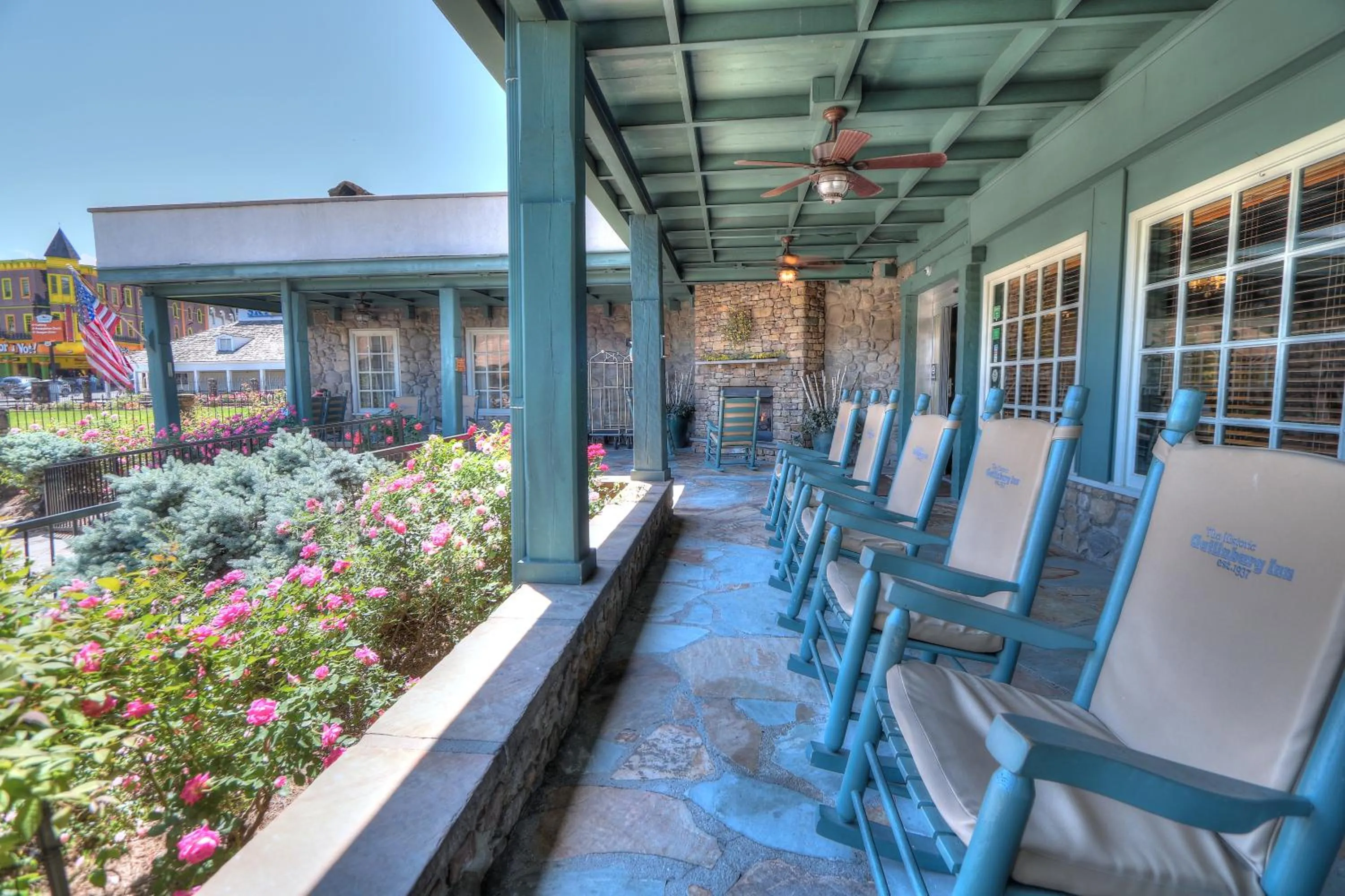 Facade/entrance in Gatlinburg Inn