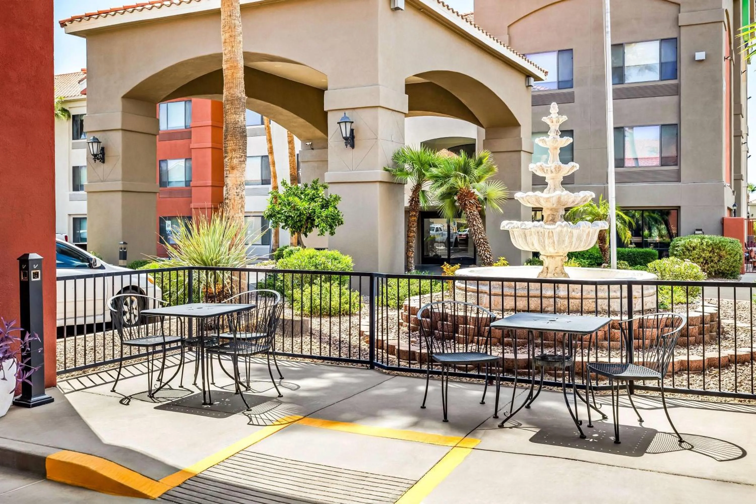 Property building in Super 8 by Wyndham Marana/Tucson Area