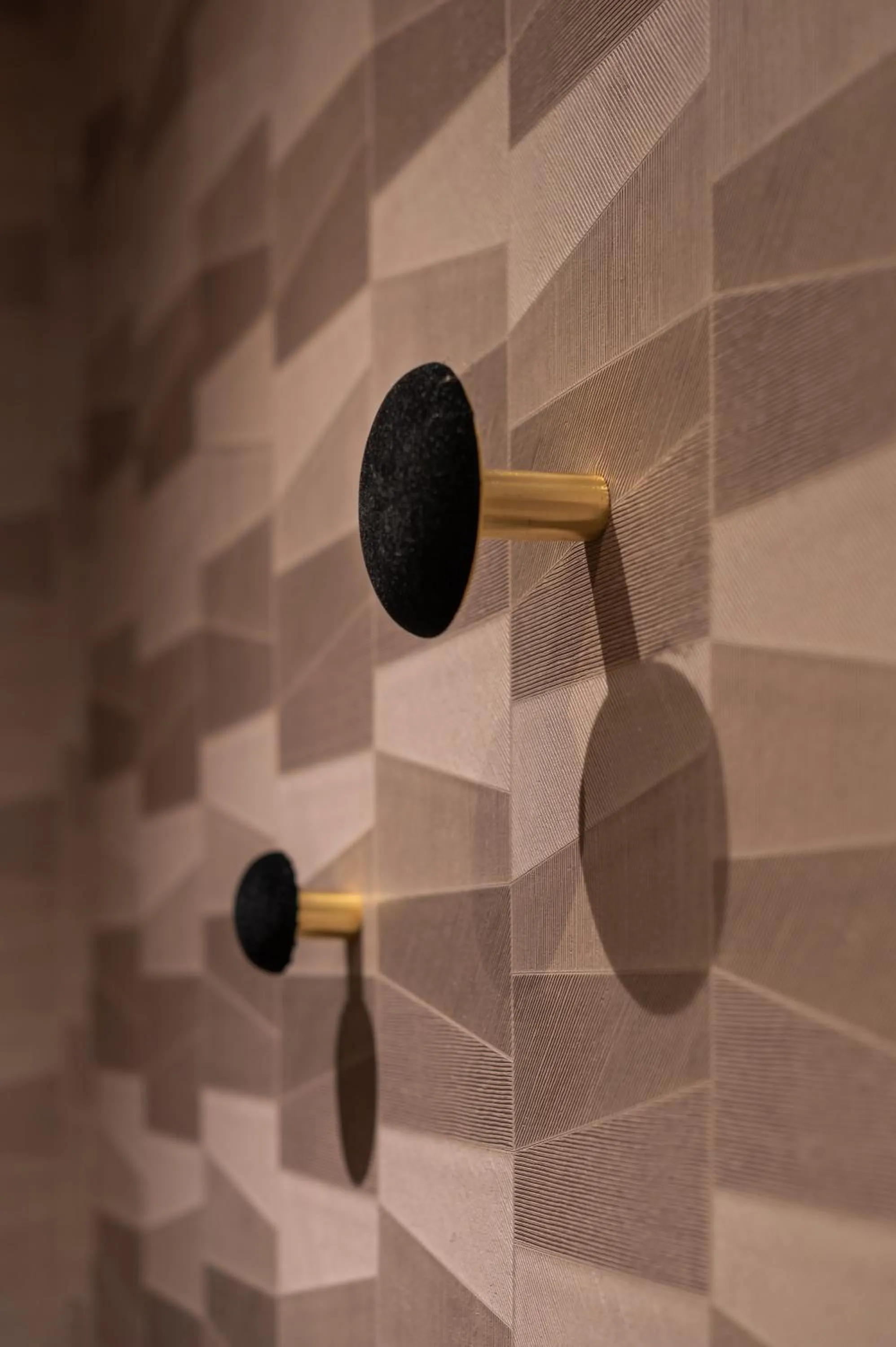 hair dresser in Royal Saint Germain