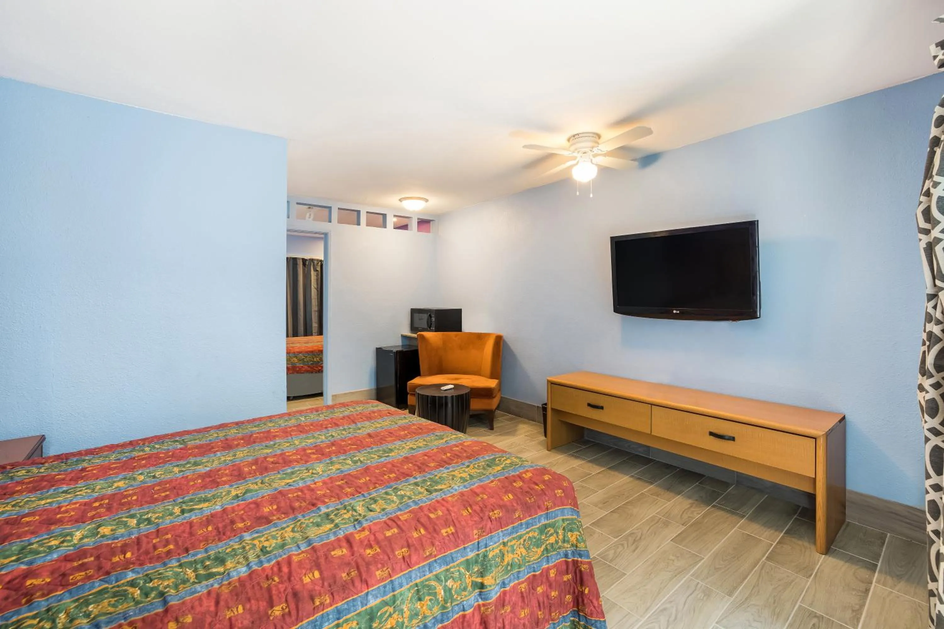 TV/Entertainment Center in Knights Inn Tucson D.M.A.F Area