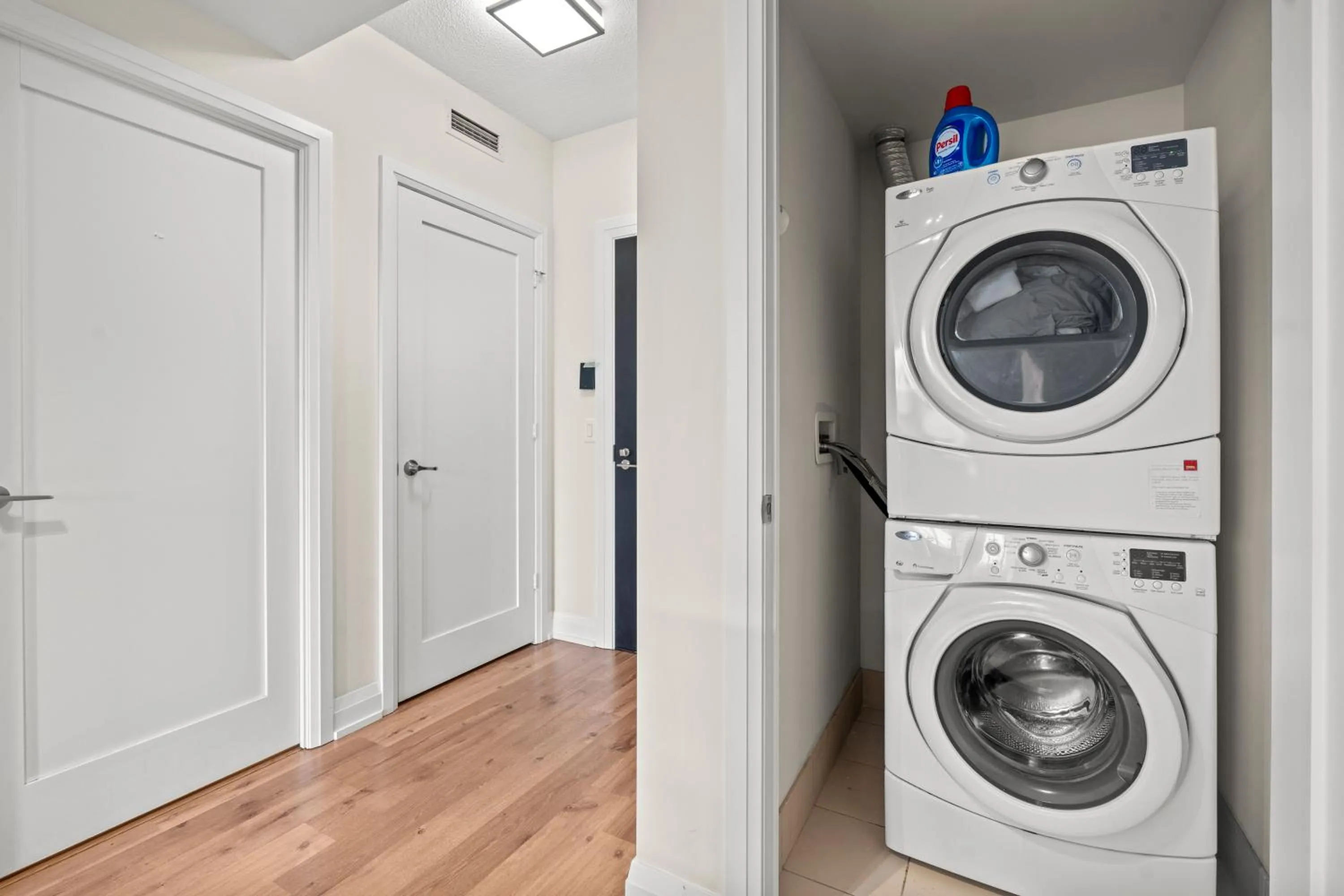 washing machine in GLOBALSTAY Modern Apartments in North York Skyscraper