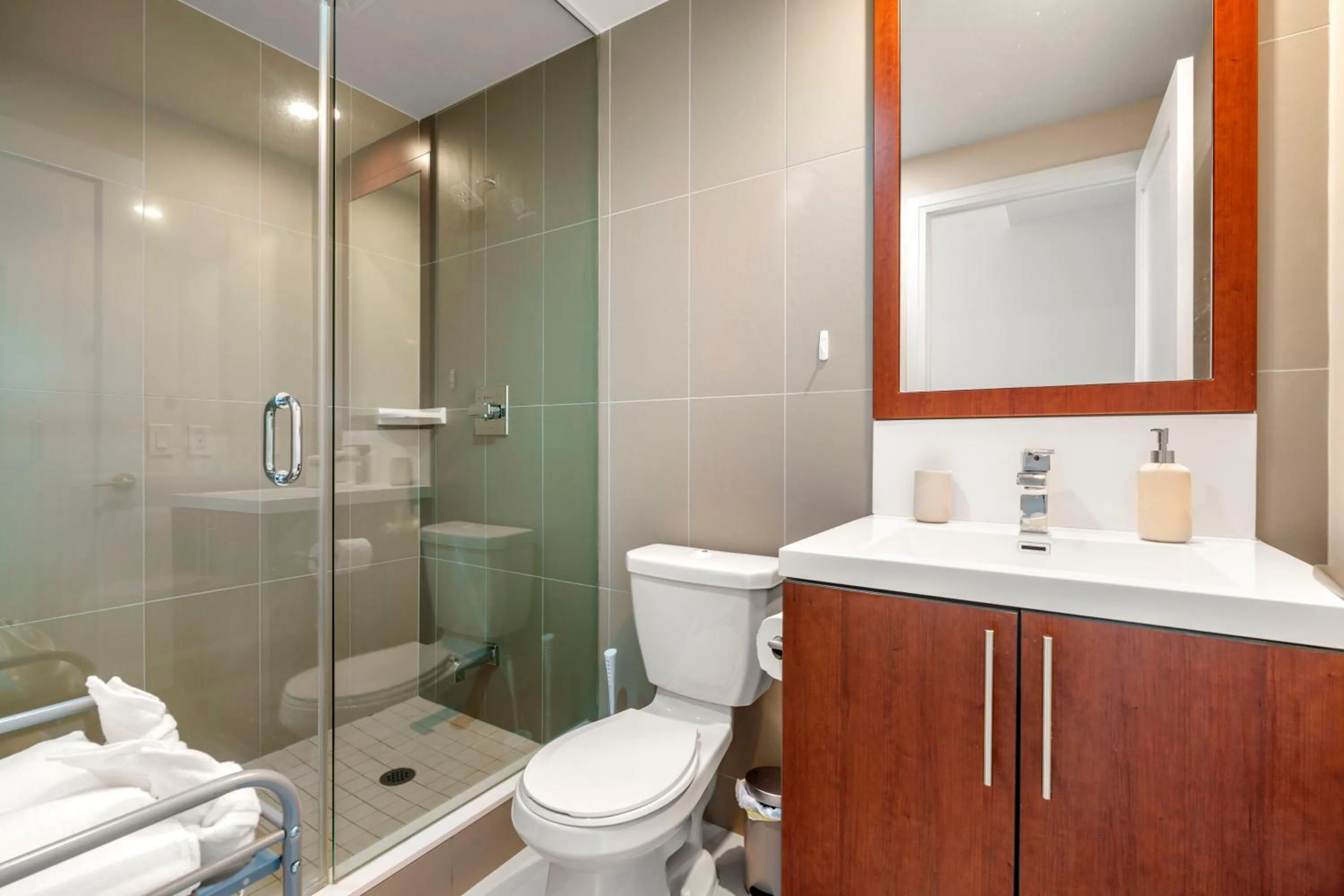 Shower in GLOBALSTAY Modern Apartments in North York Skyscraper