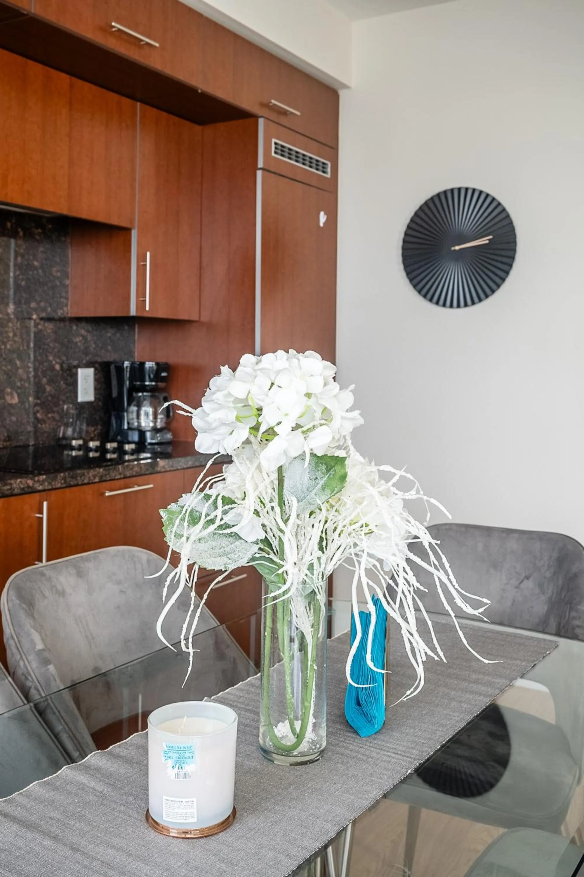 Kitchen or kitchenette in GLOBALSTAY Modern Apartments in North York Skyscraper