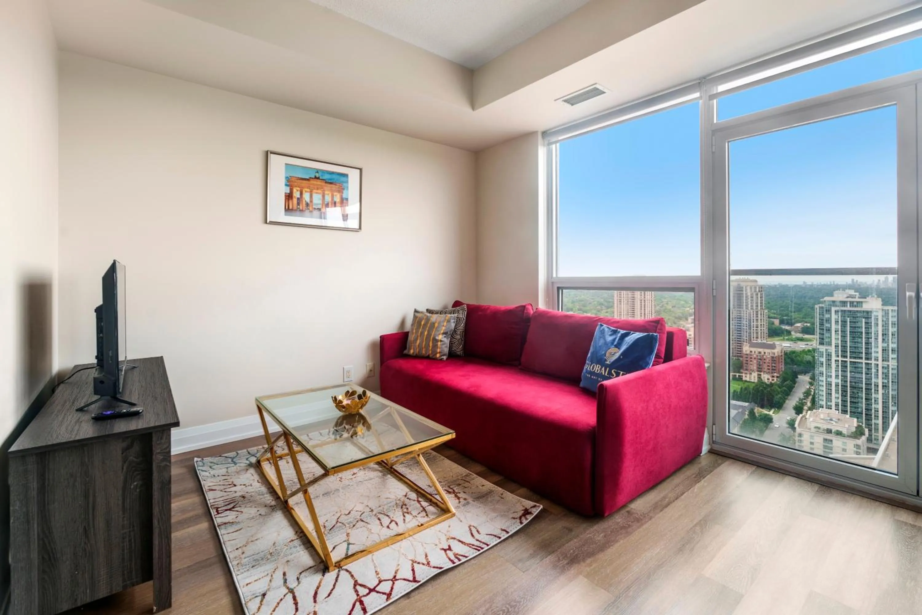 TV and multimedia in GLOBALSTAY Modern Apartments in North York Skyscraper