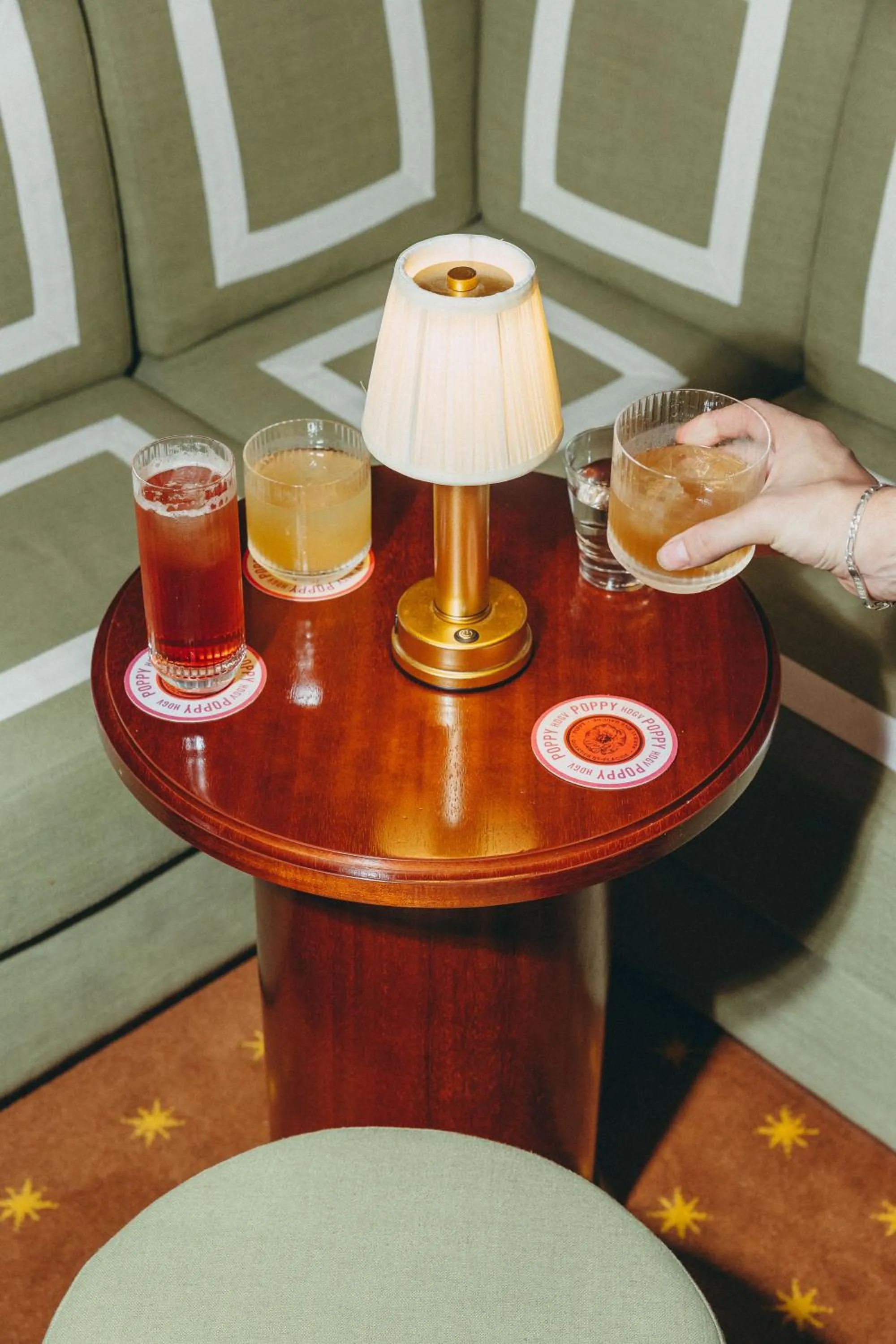 Lounge or bar in Hôtel Des Grands Voyageurs