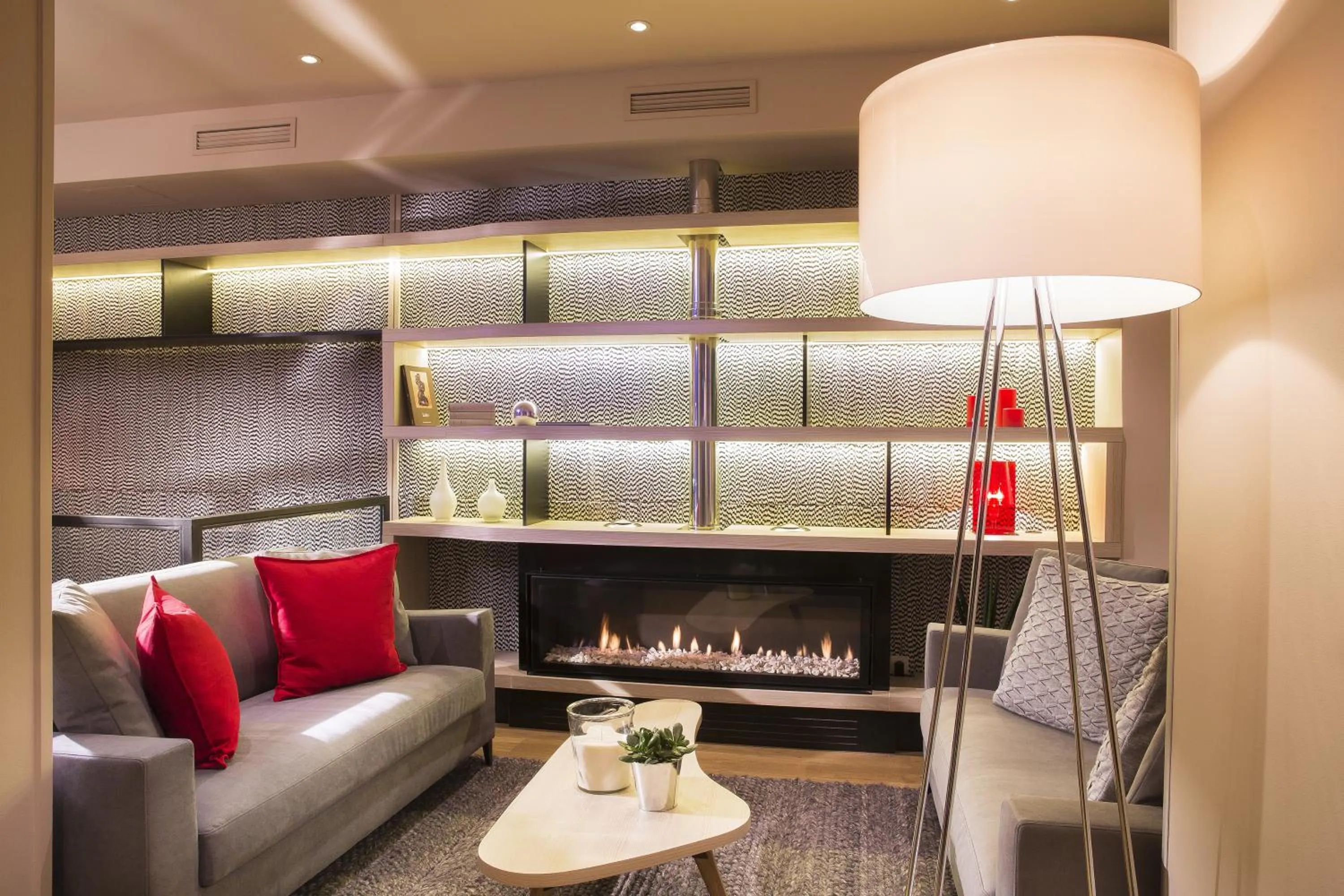 Lounge or bar in Best Western Quartier Latin Pantheon