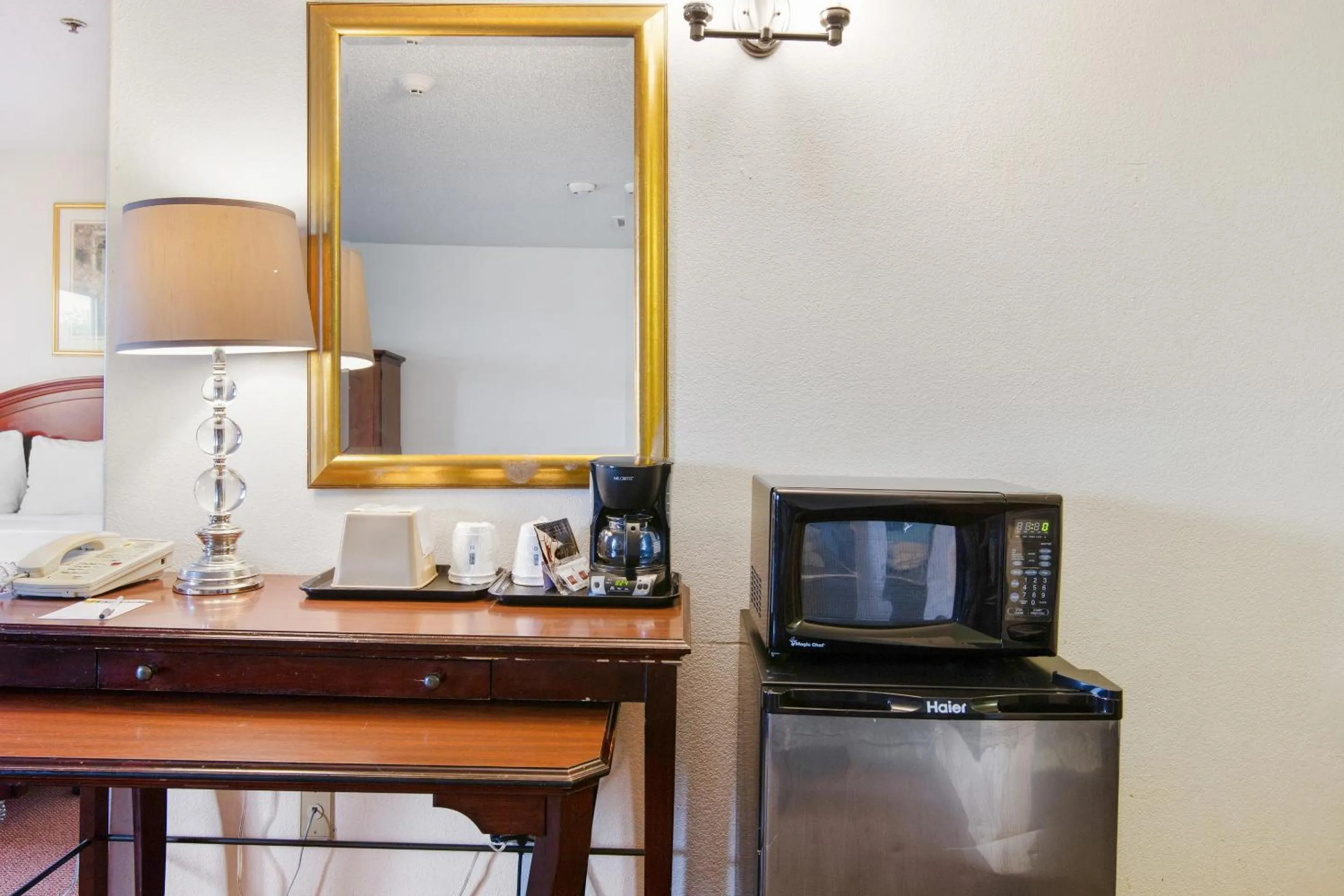 Bedroom in OYO Hotel Portage I-94