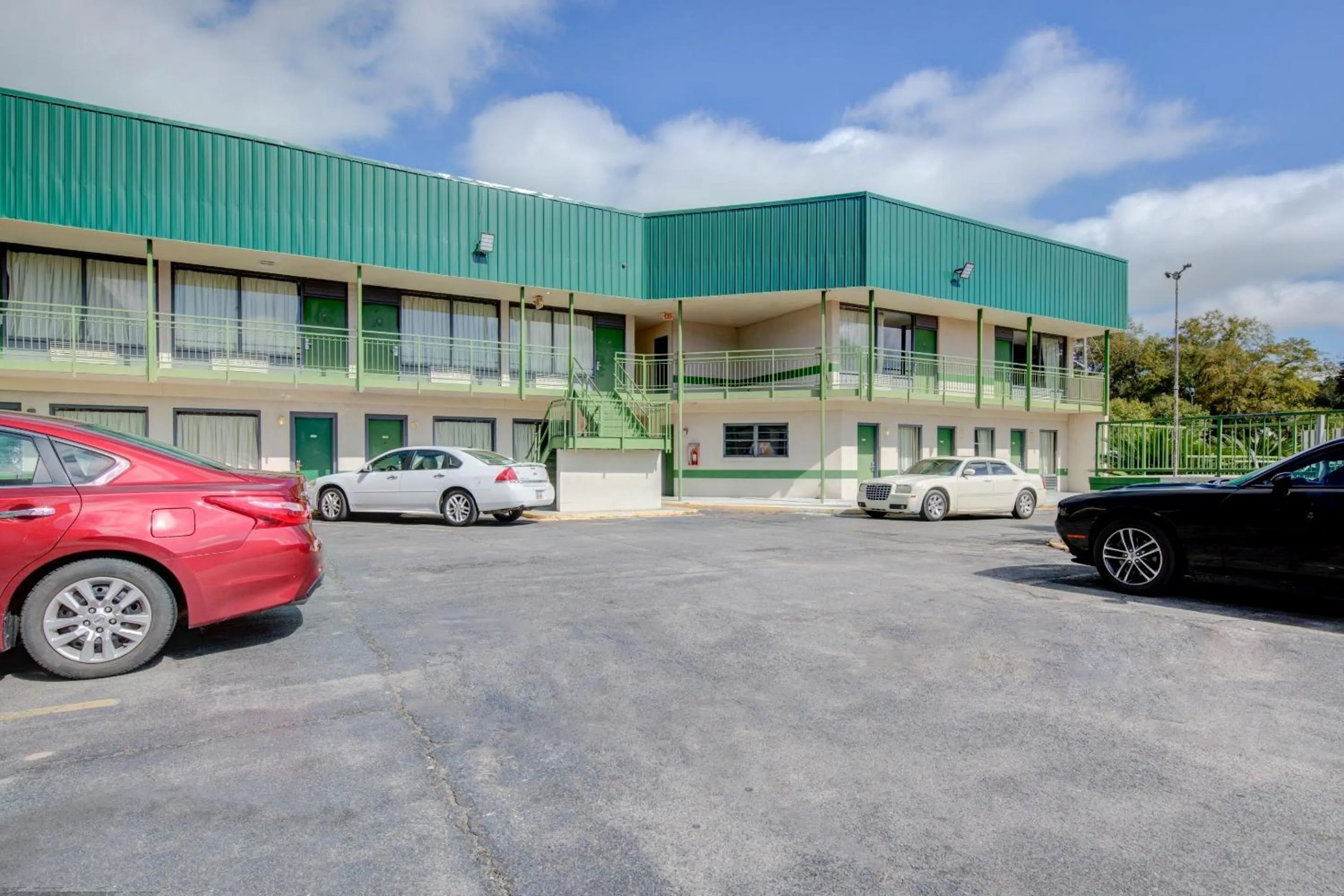 On site in OYO Hotel Douglas GA US-441