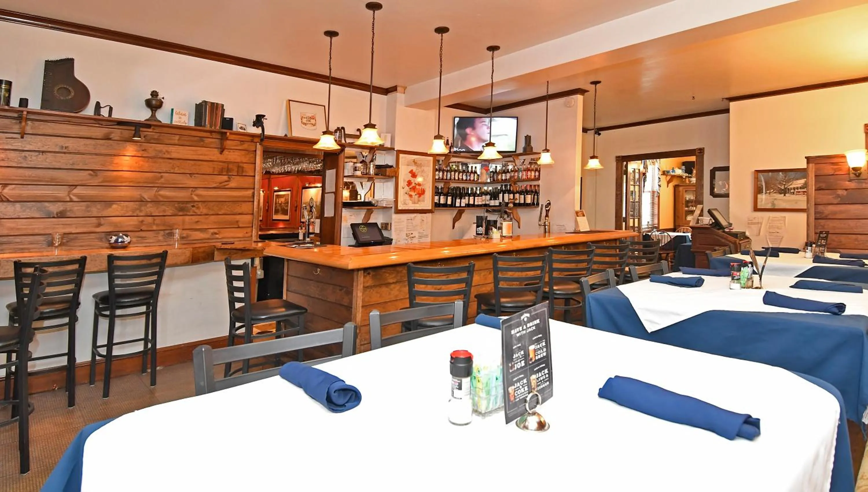 Lunch in The Country Inn of Berkeley Springs