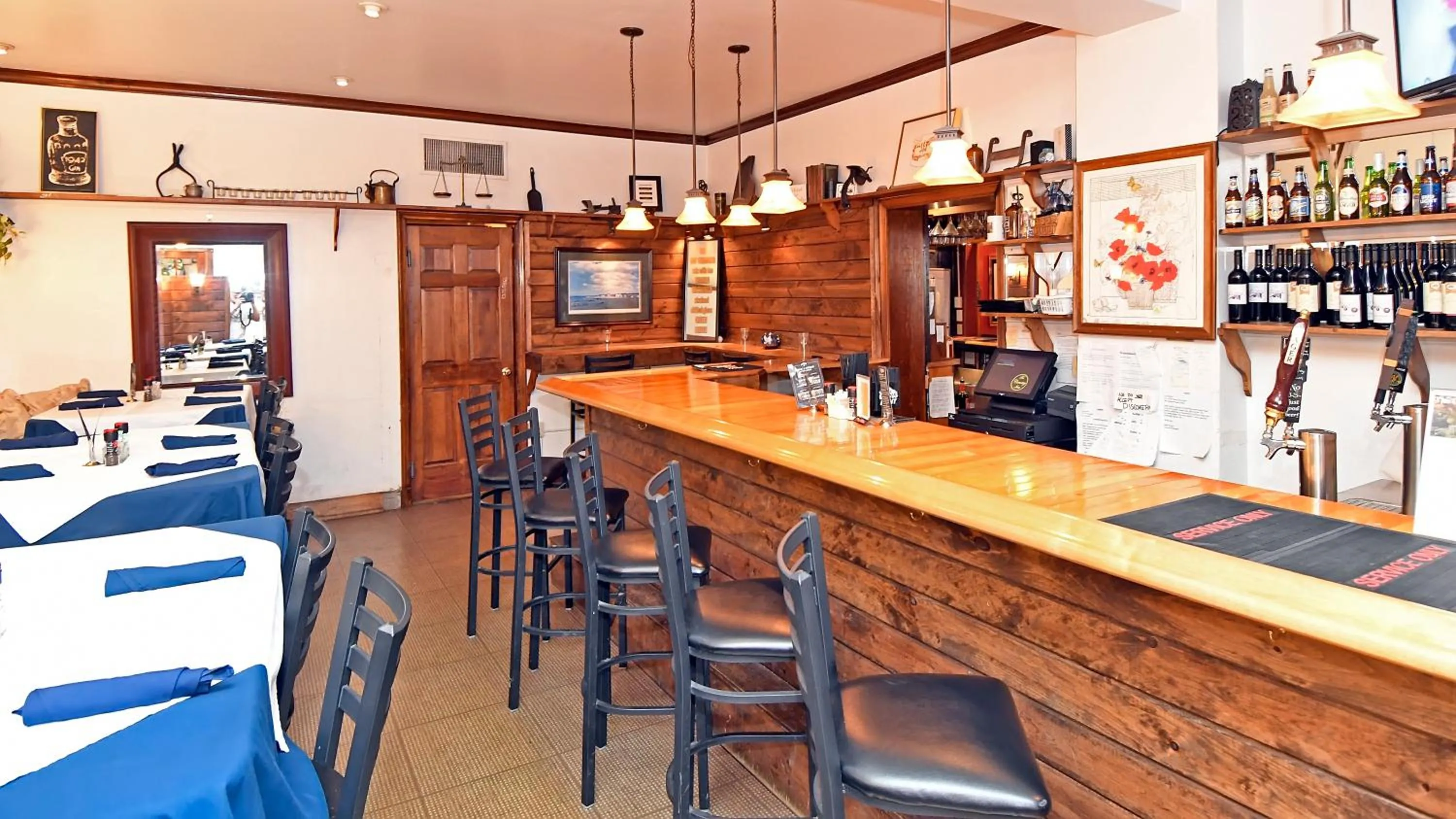 Lunch in The Country Inn of Berkeley Springs