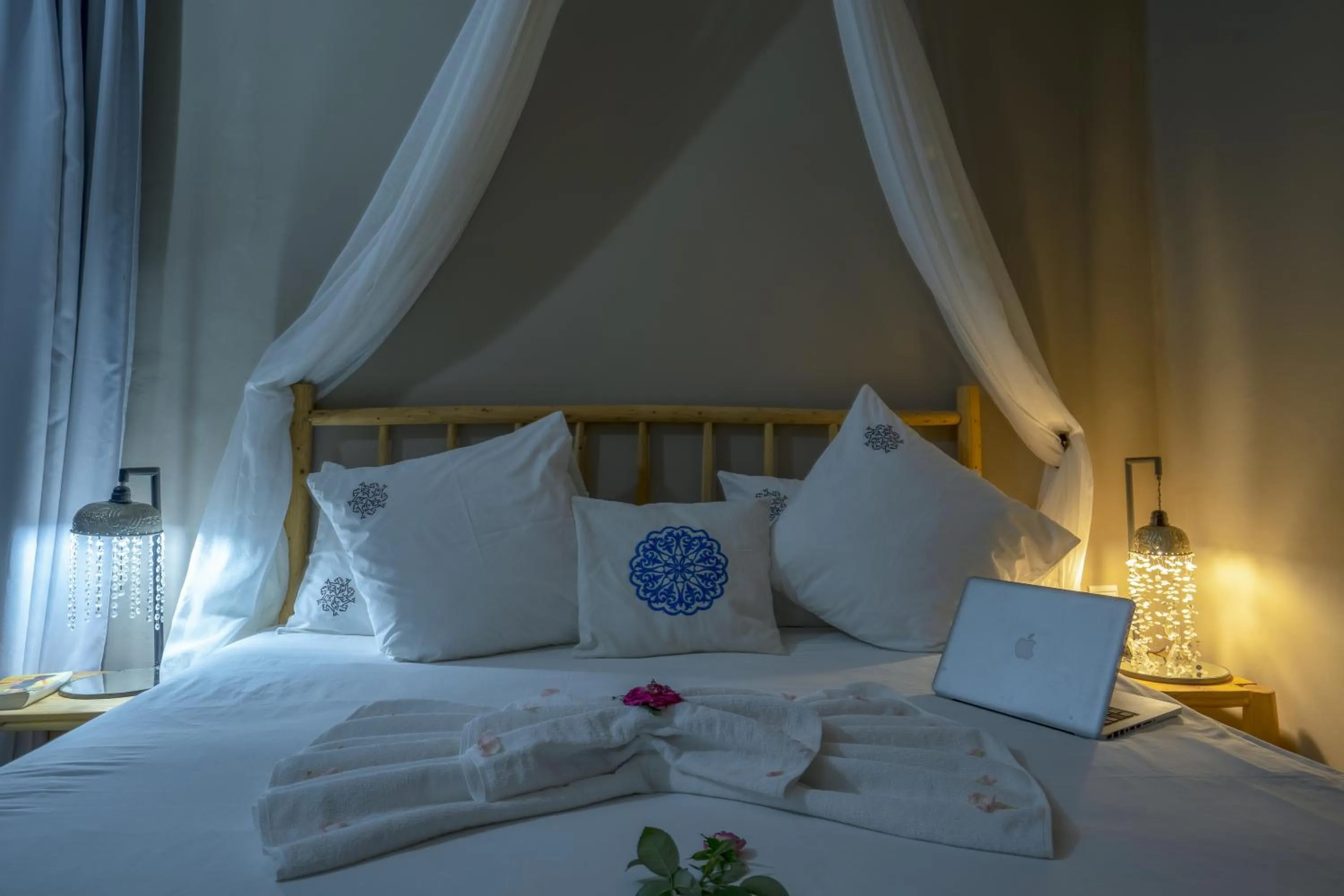 Bed in Taj Atlas Wellness Boutique Hôtel & Spa