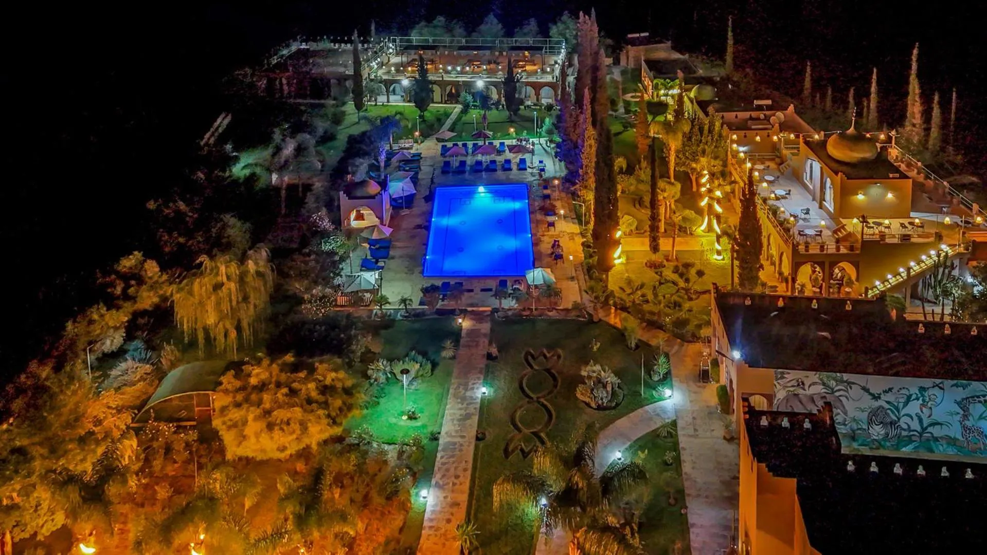 Swimming pool in Taj Atlas Wellness Boutique Hôtel & Spa