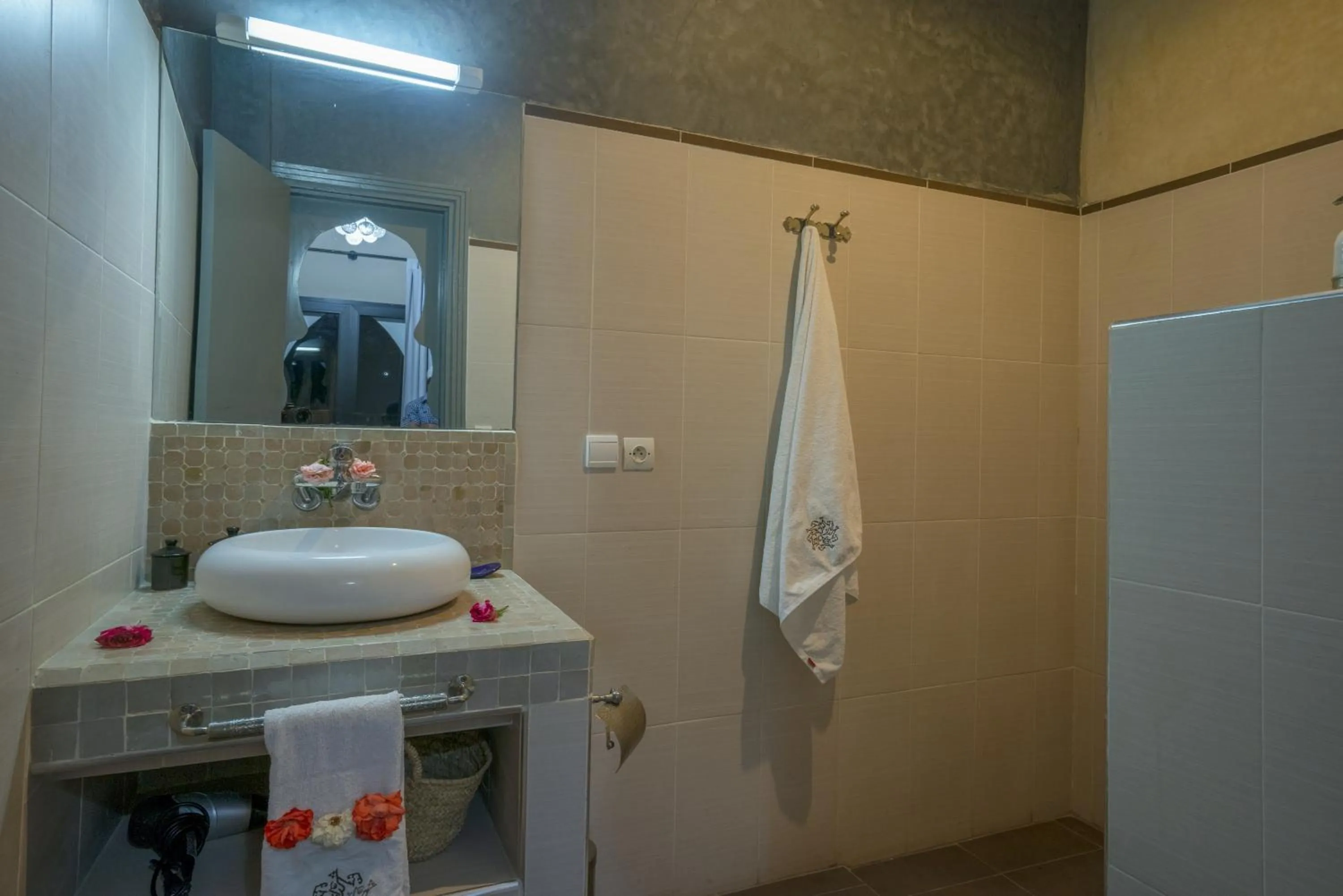 Shower in Taj Atlas Wellness Boutique Hôtel & Spa